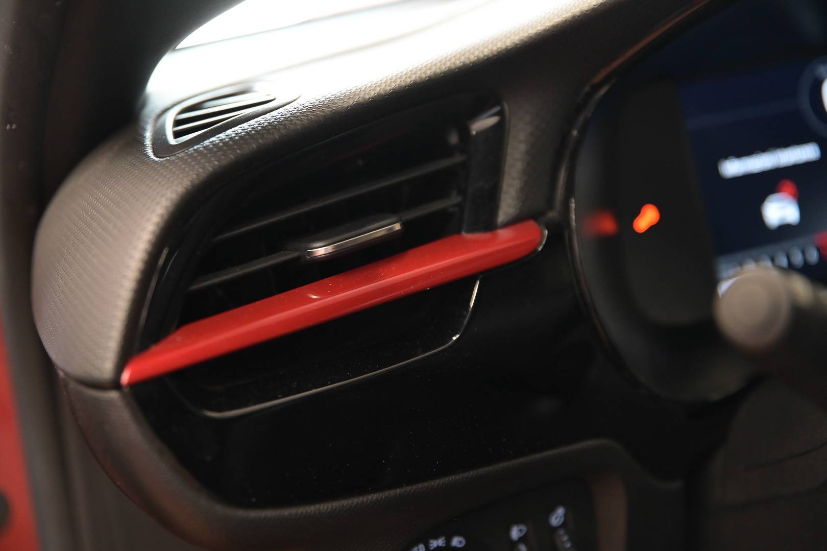 OPEL Corsa - Foto 22