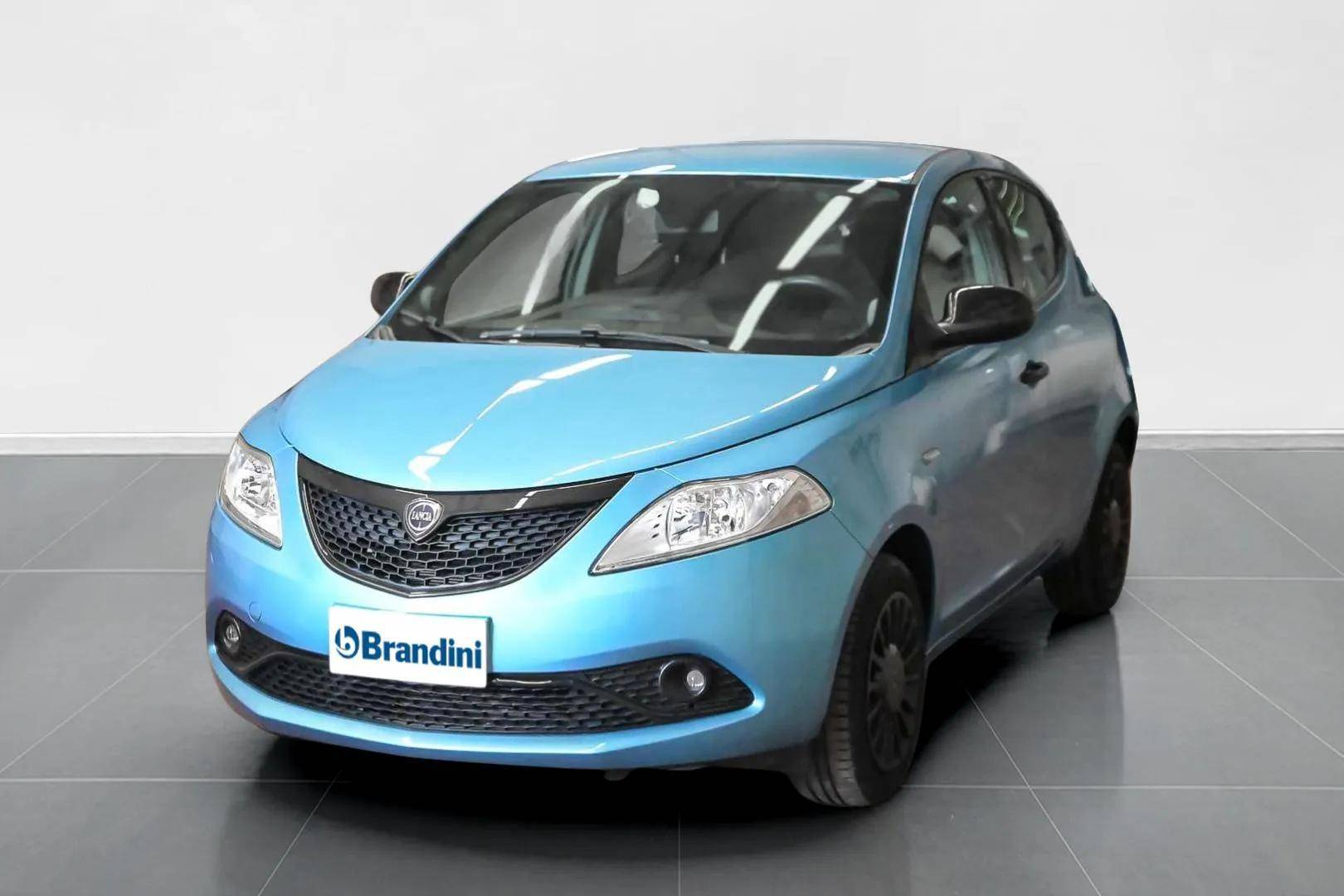 LANCIA Ypsilon - Foto 1