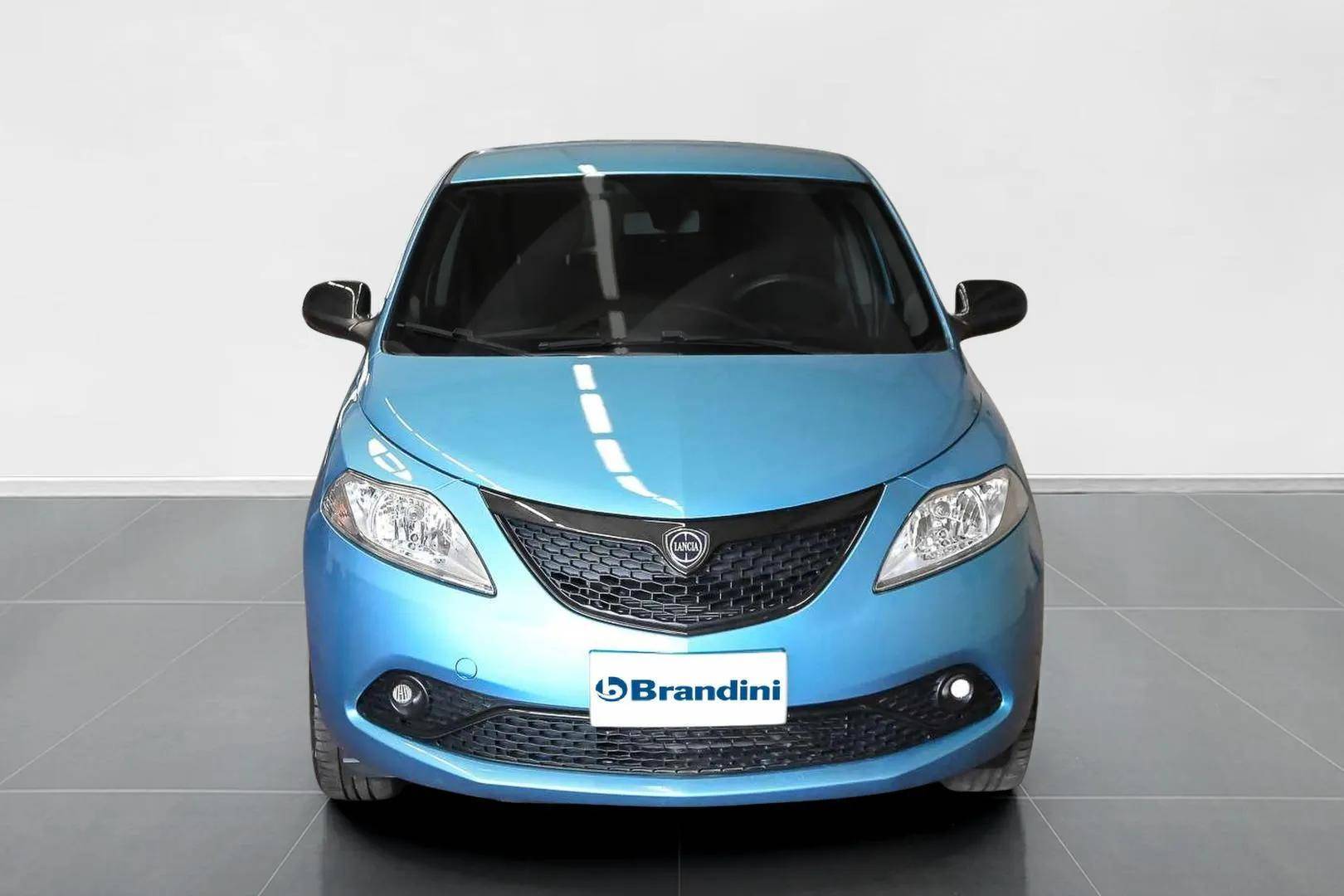 LANCIA Ypsilon - Foto 2