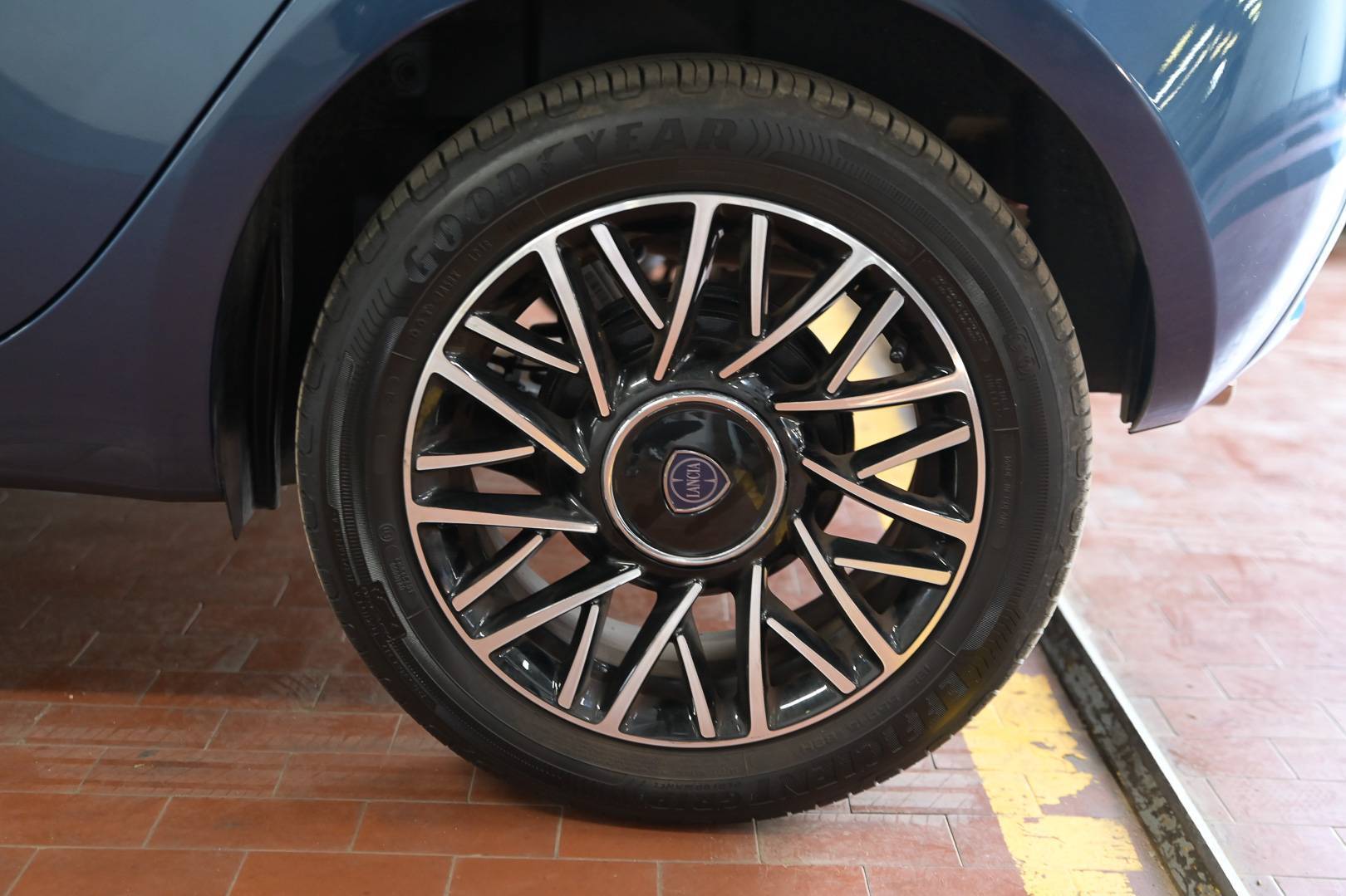 LANCIA Ypsilon - Foto 7