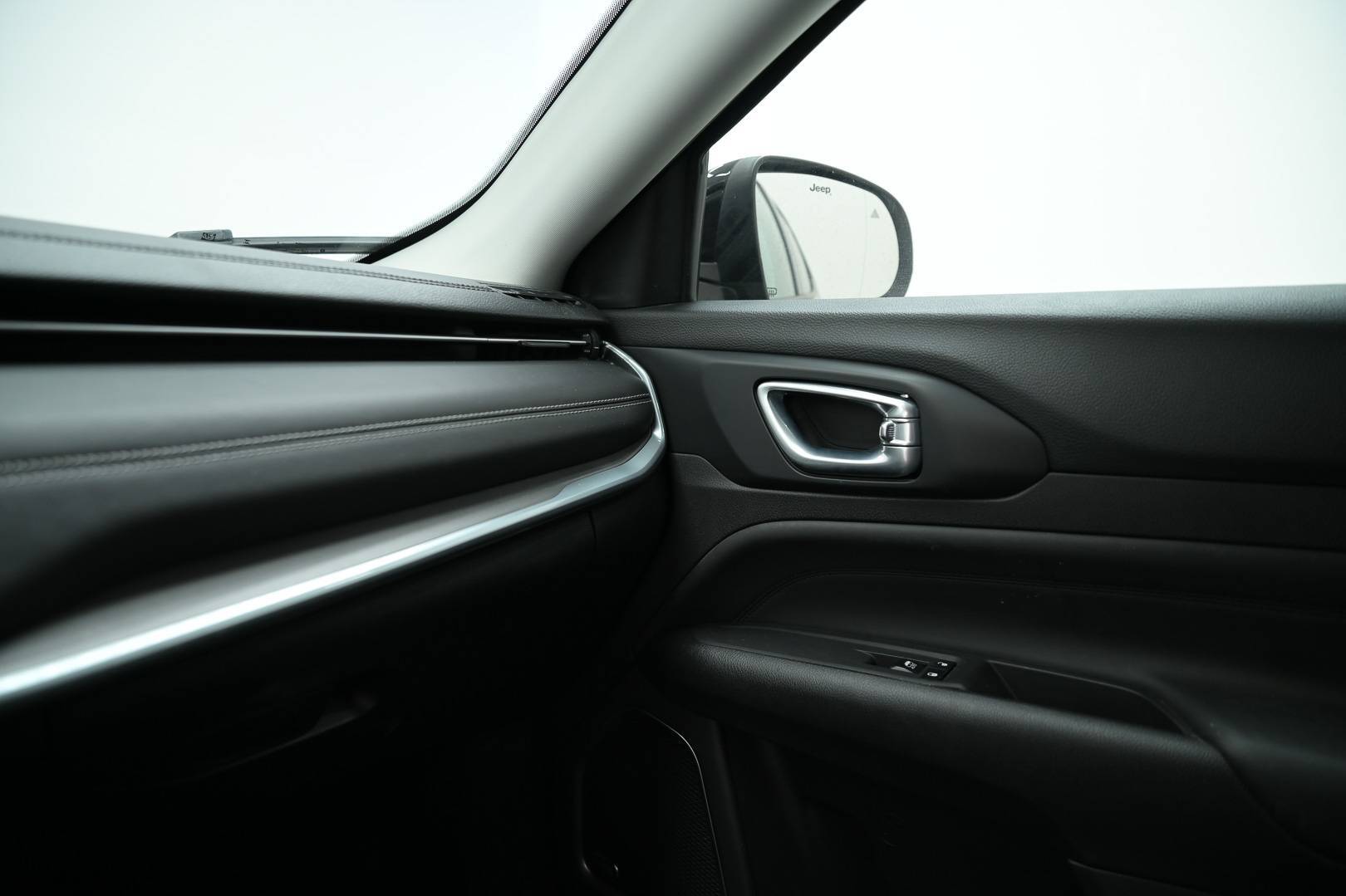 JEEP Compass - Foto 16