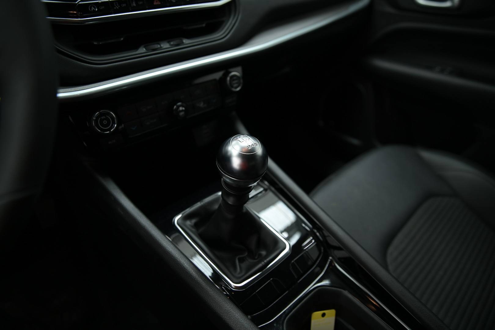JEEP Compass - Foto 17