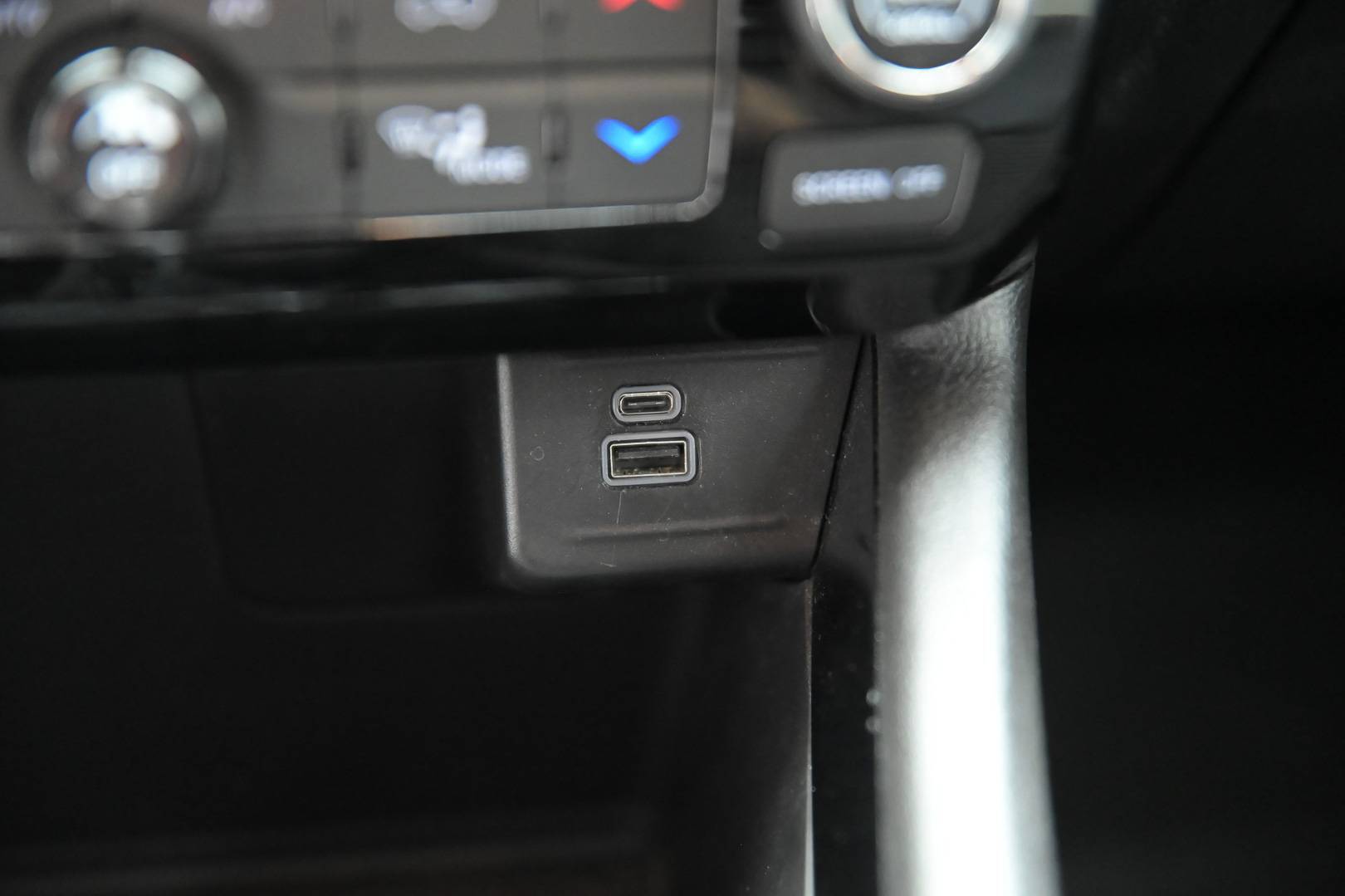 JEEP Compass - Foto 25