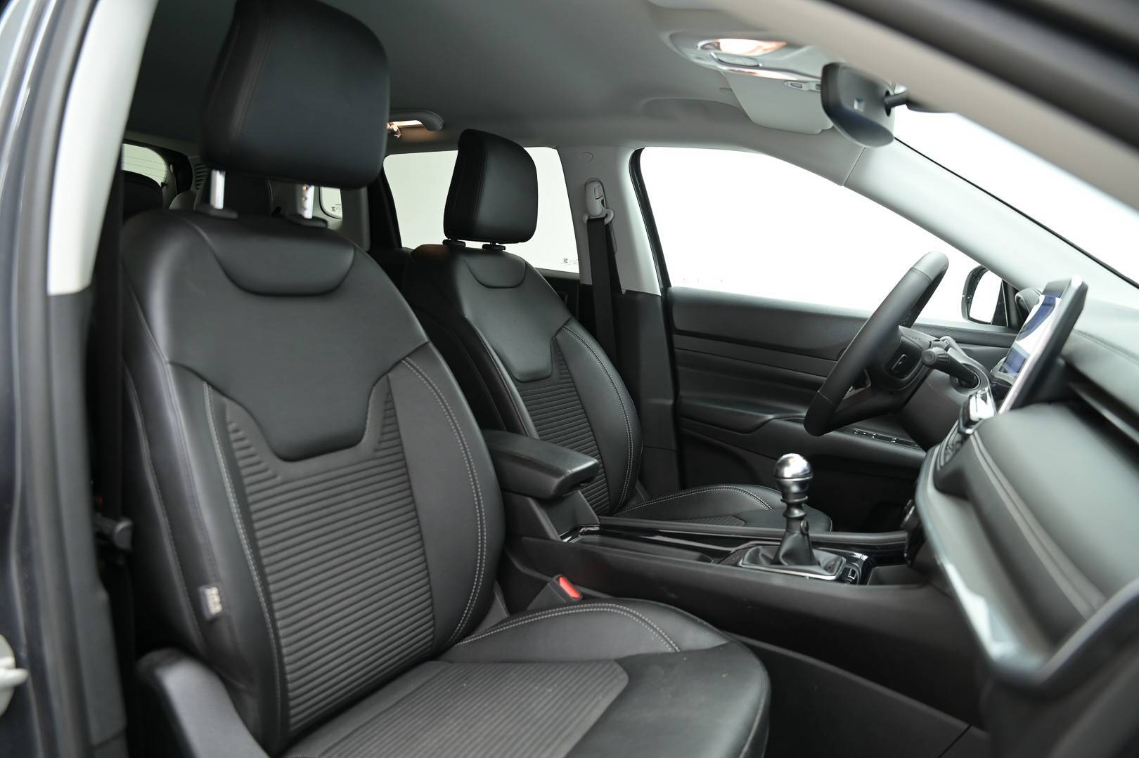 JEEP Compass - Foto 26
