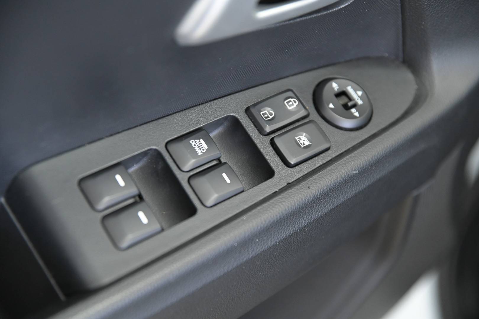 KIA Sportage - Foto 10