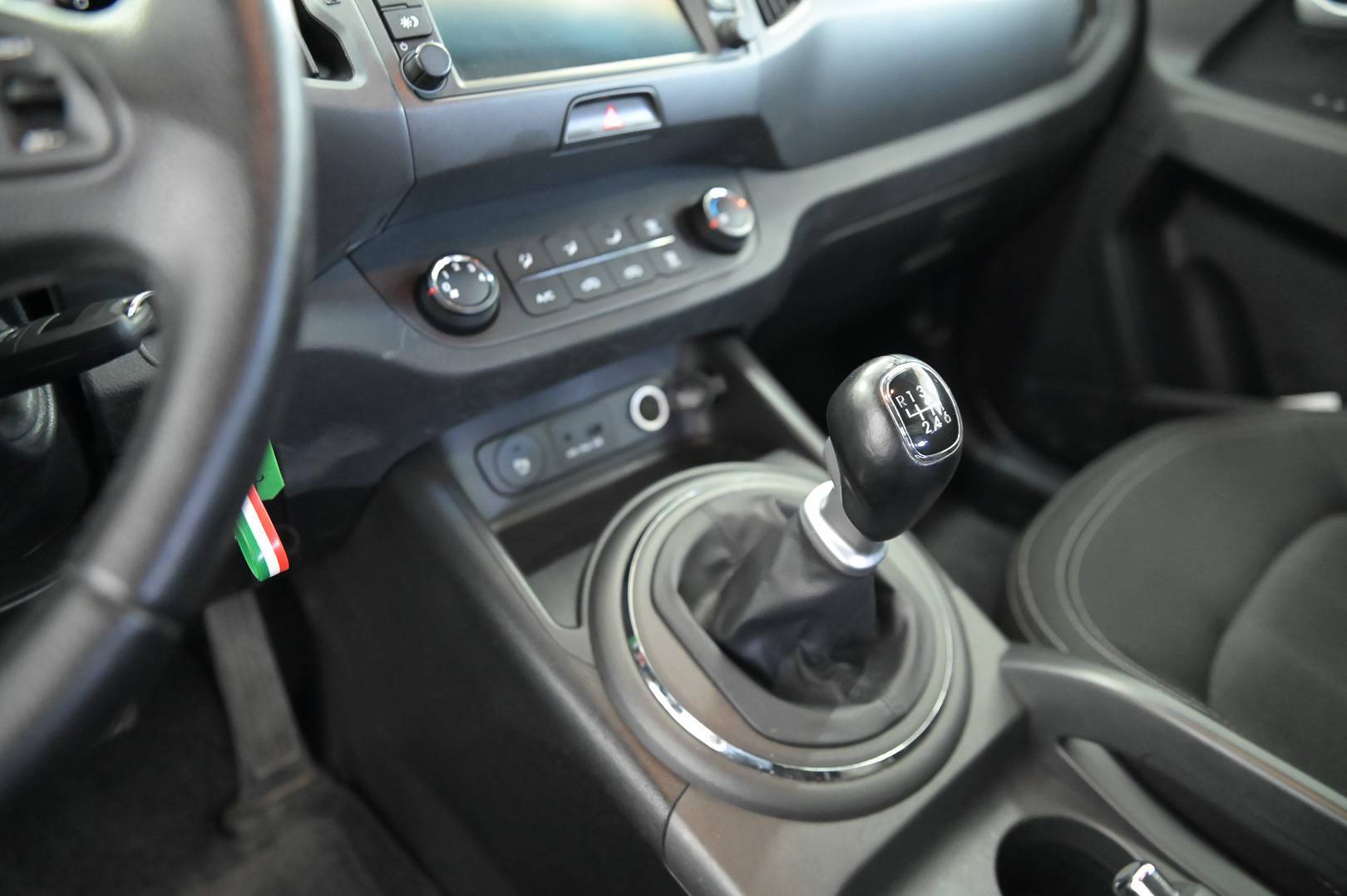 KIA Sportage - Foto 13