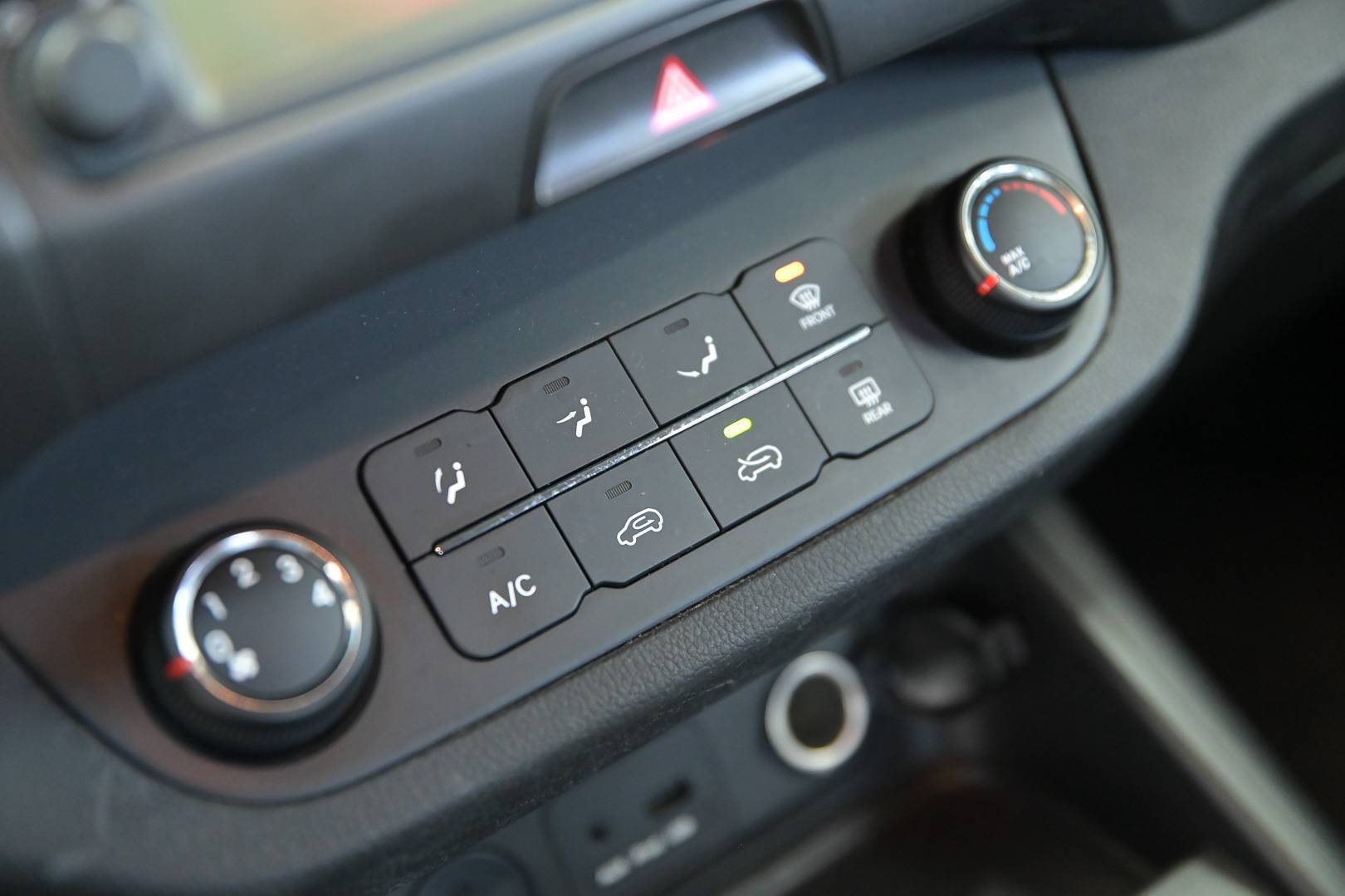 KIA Sportage - Foto 19