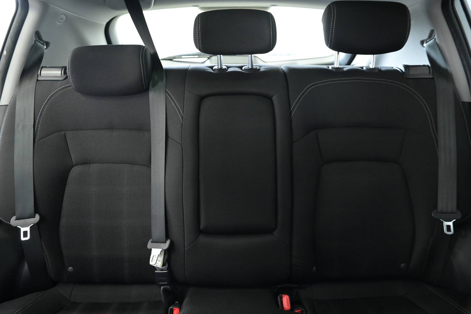 KIA Sportage - Foto 24
