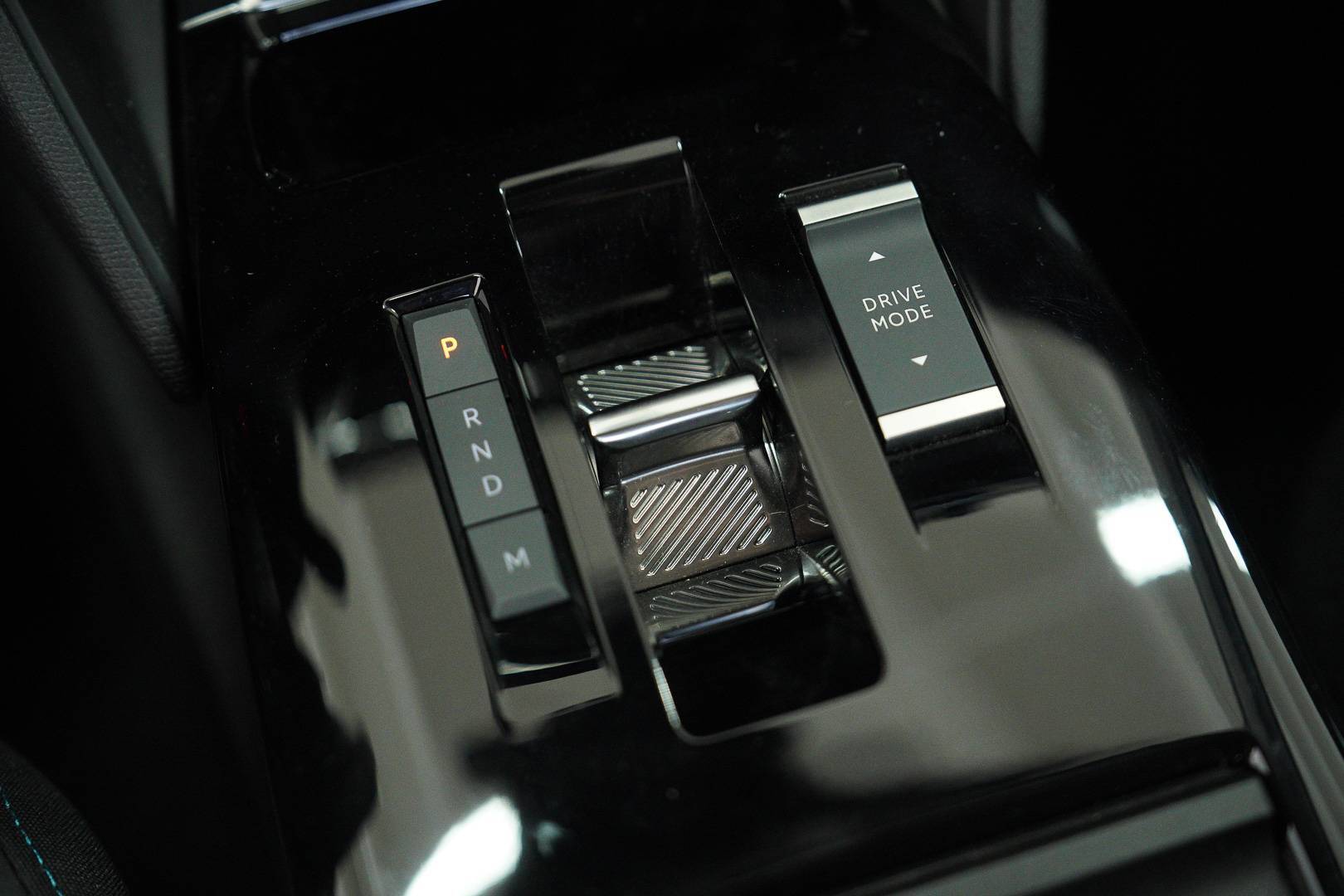 CITROEN C4 X - Foto 19