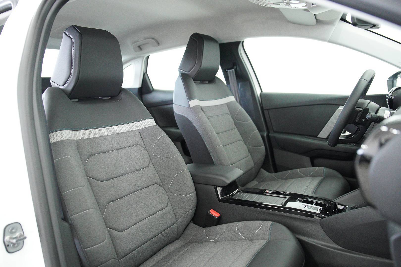 CITROEN C4 X - Foto 21