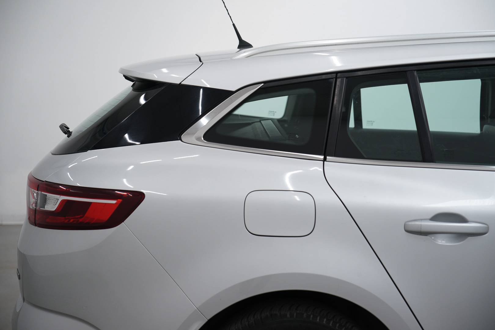 RENAULT Megane - Foto 6