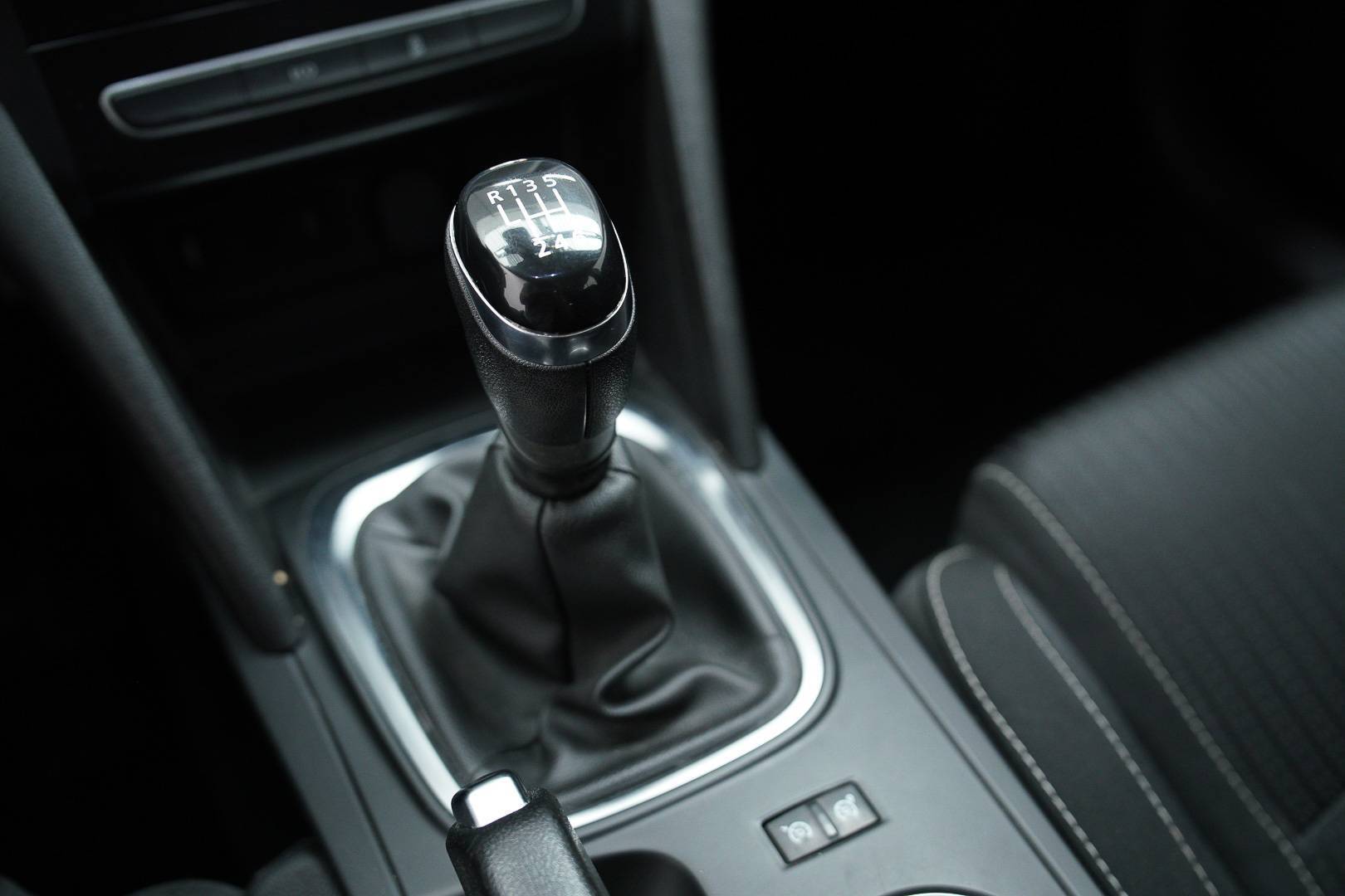 RENAULT Megane - Foto 18