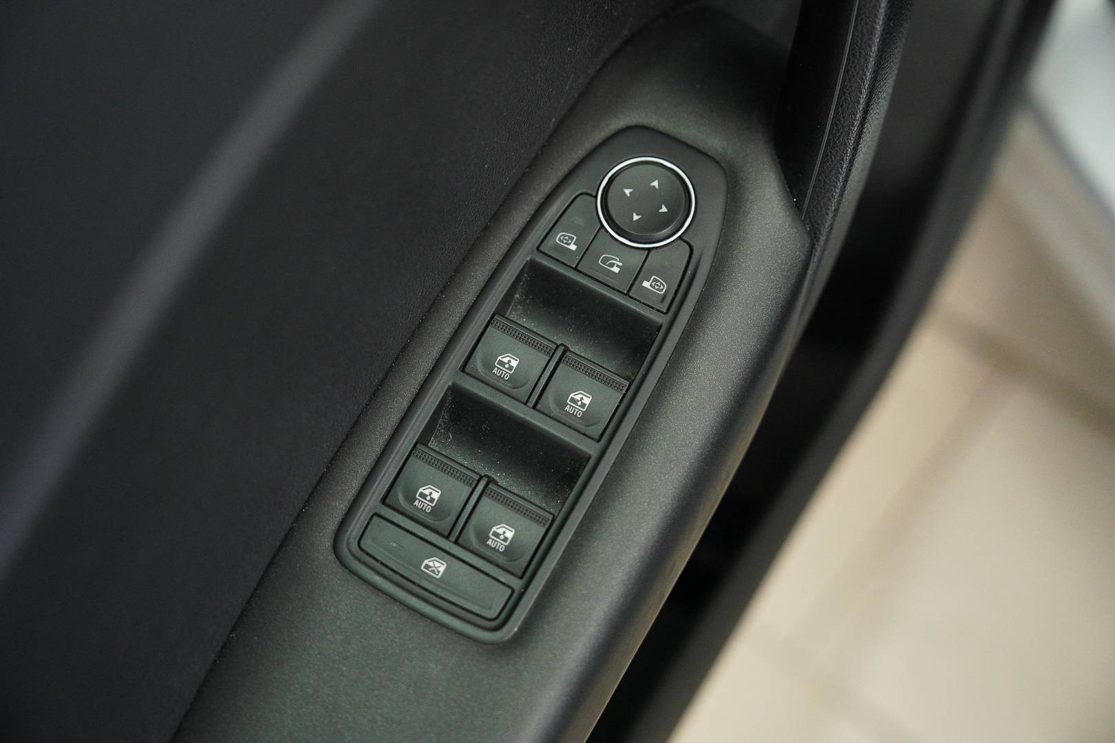 RENAULT Captur - Foto 10