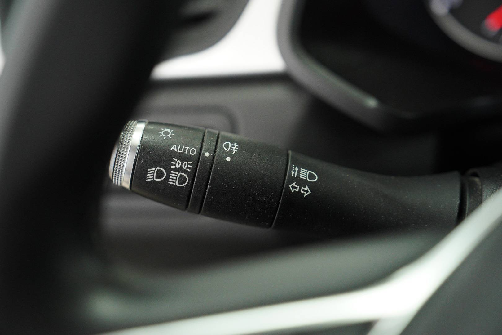RENAULT Captur - Foto 14