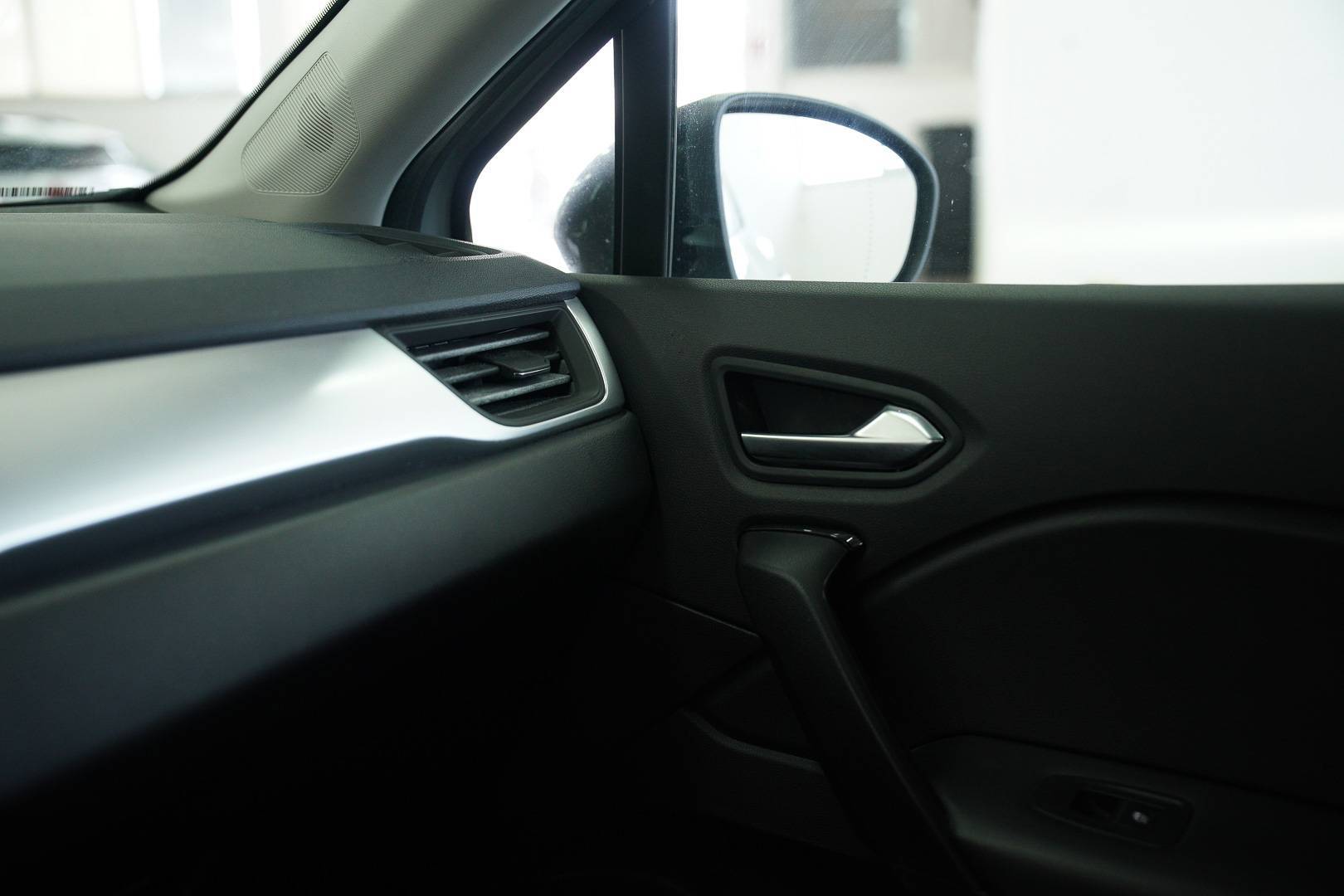 RENAULT Captur - Foto 20