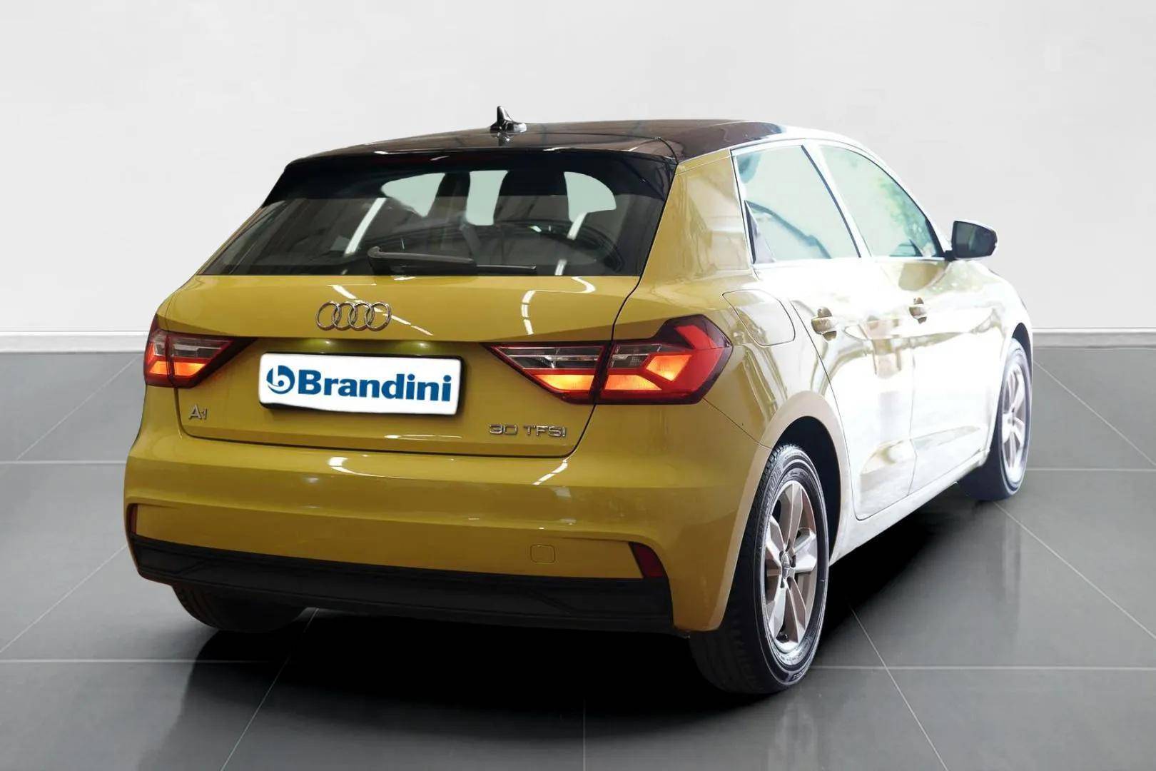AUDI A1 - Foto 8