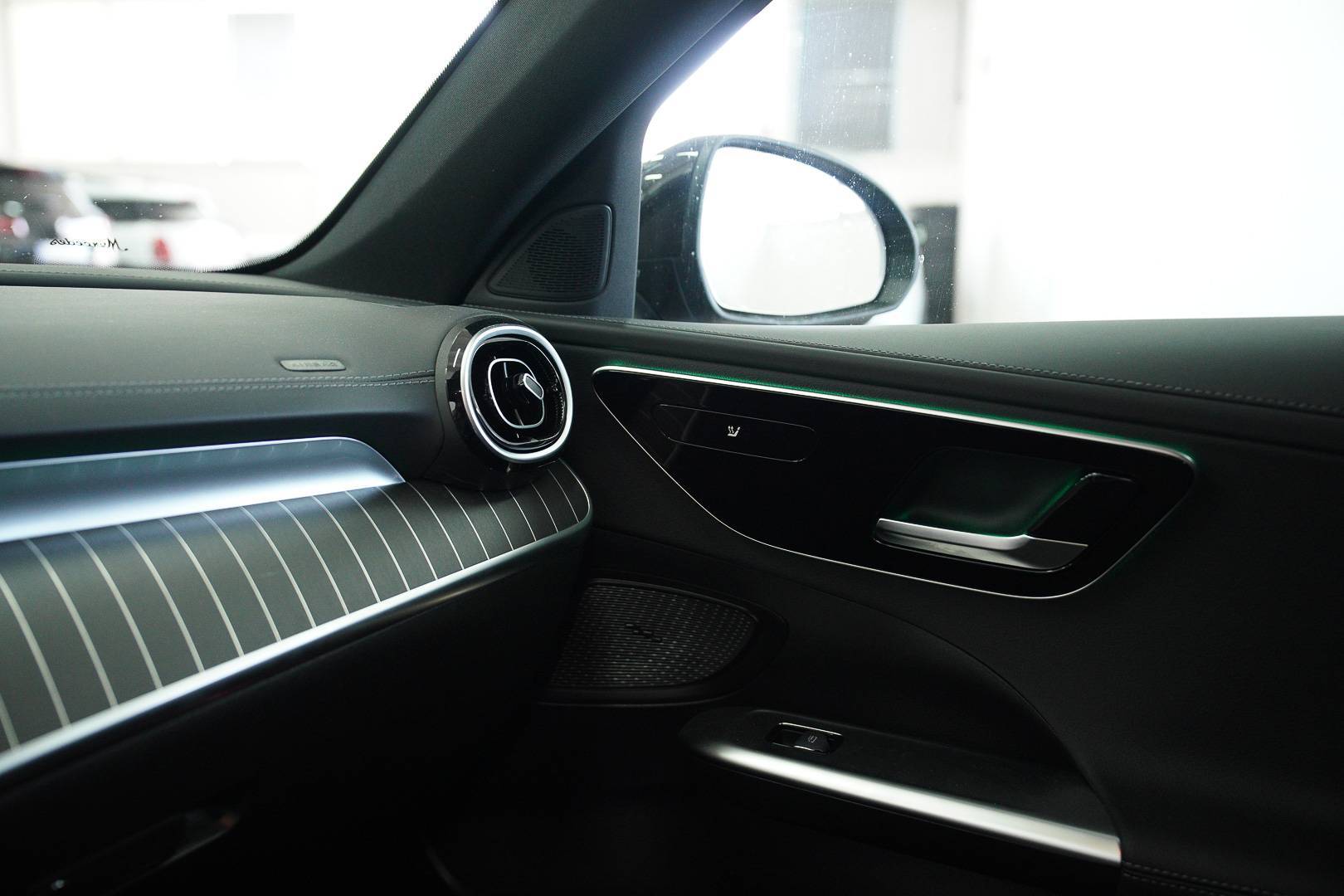 MERCEDES Classe C - Foto 19