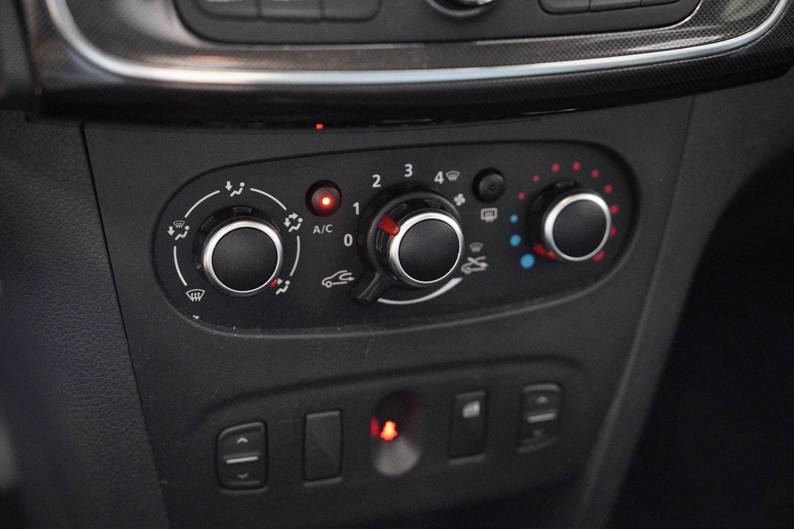 DACIA Sandero - Foto 14