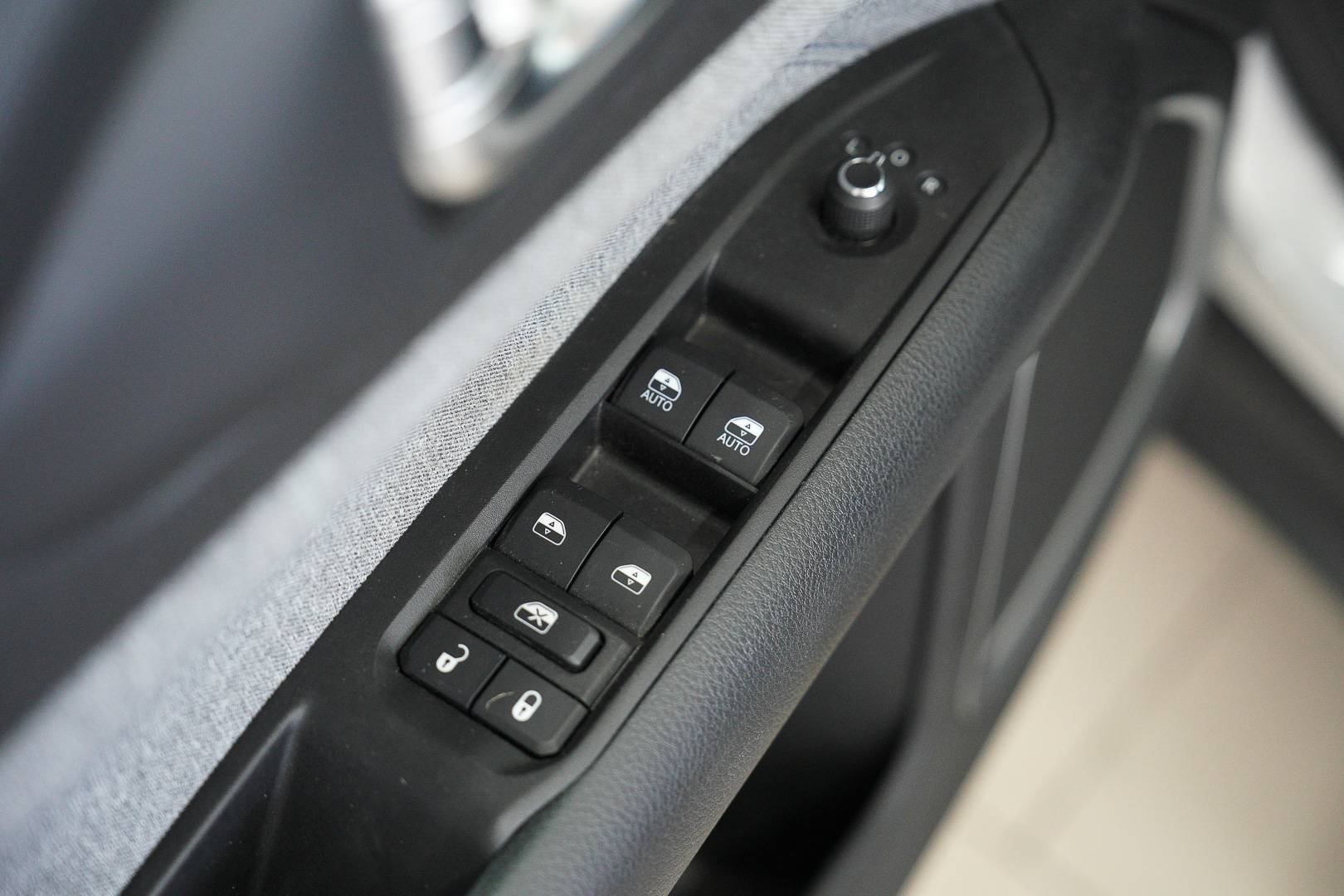 JEEP Compass - Foto 10