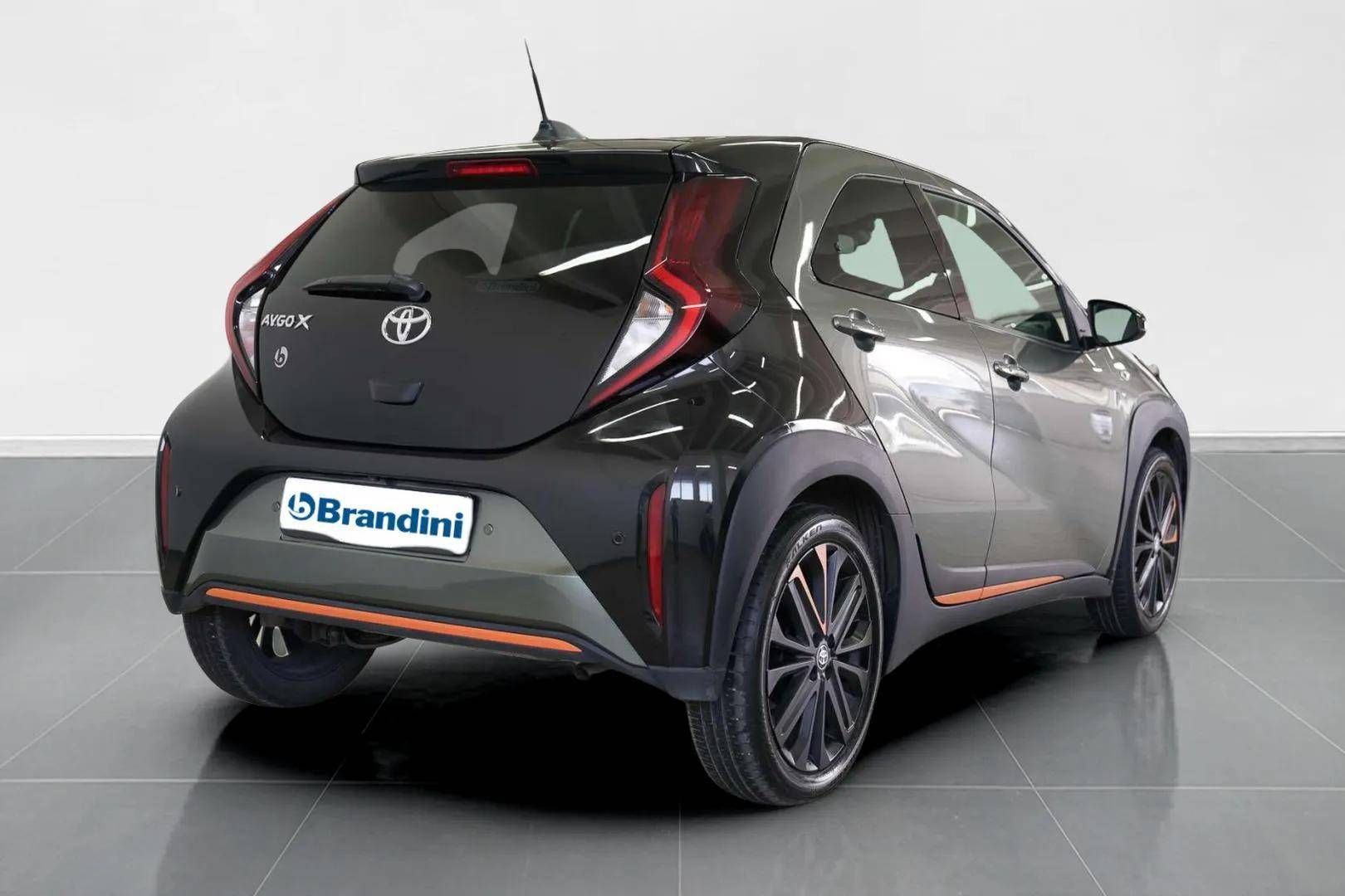 TOYOTA Aygo - Foto 8