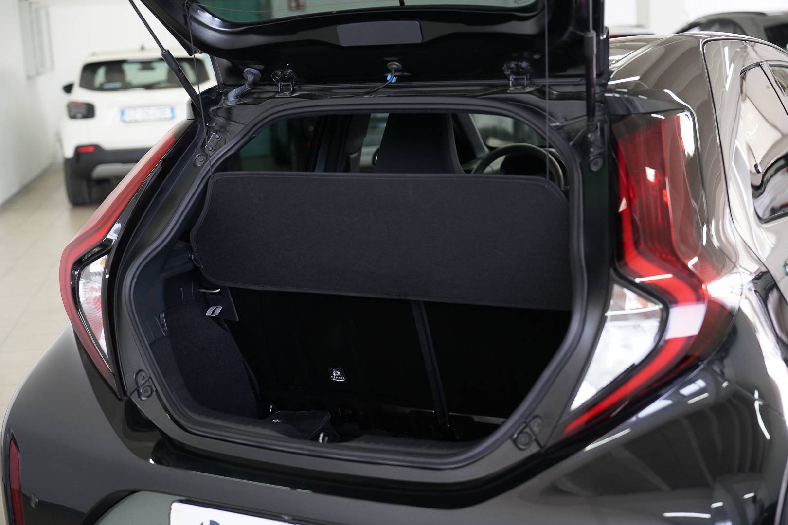 TOYOTA Aygo - Foto 9
