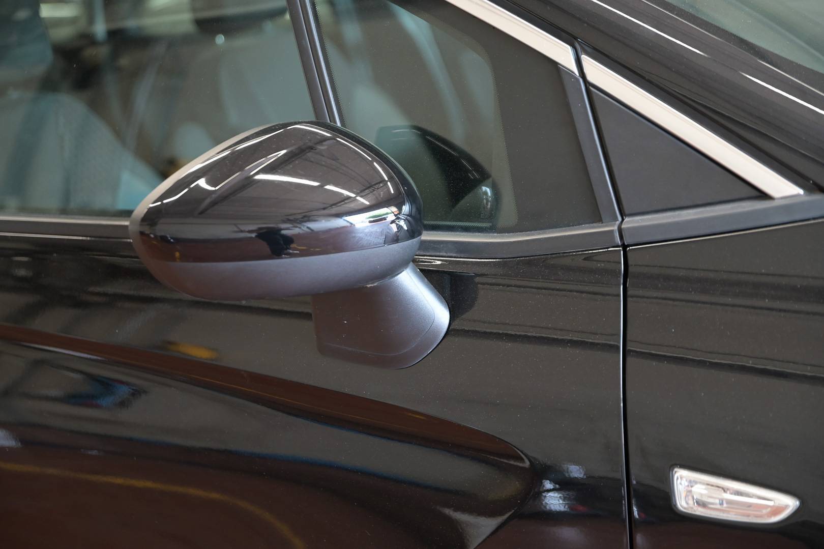 OPEL Crossland X - Foto 8