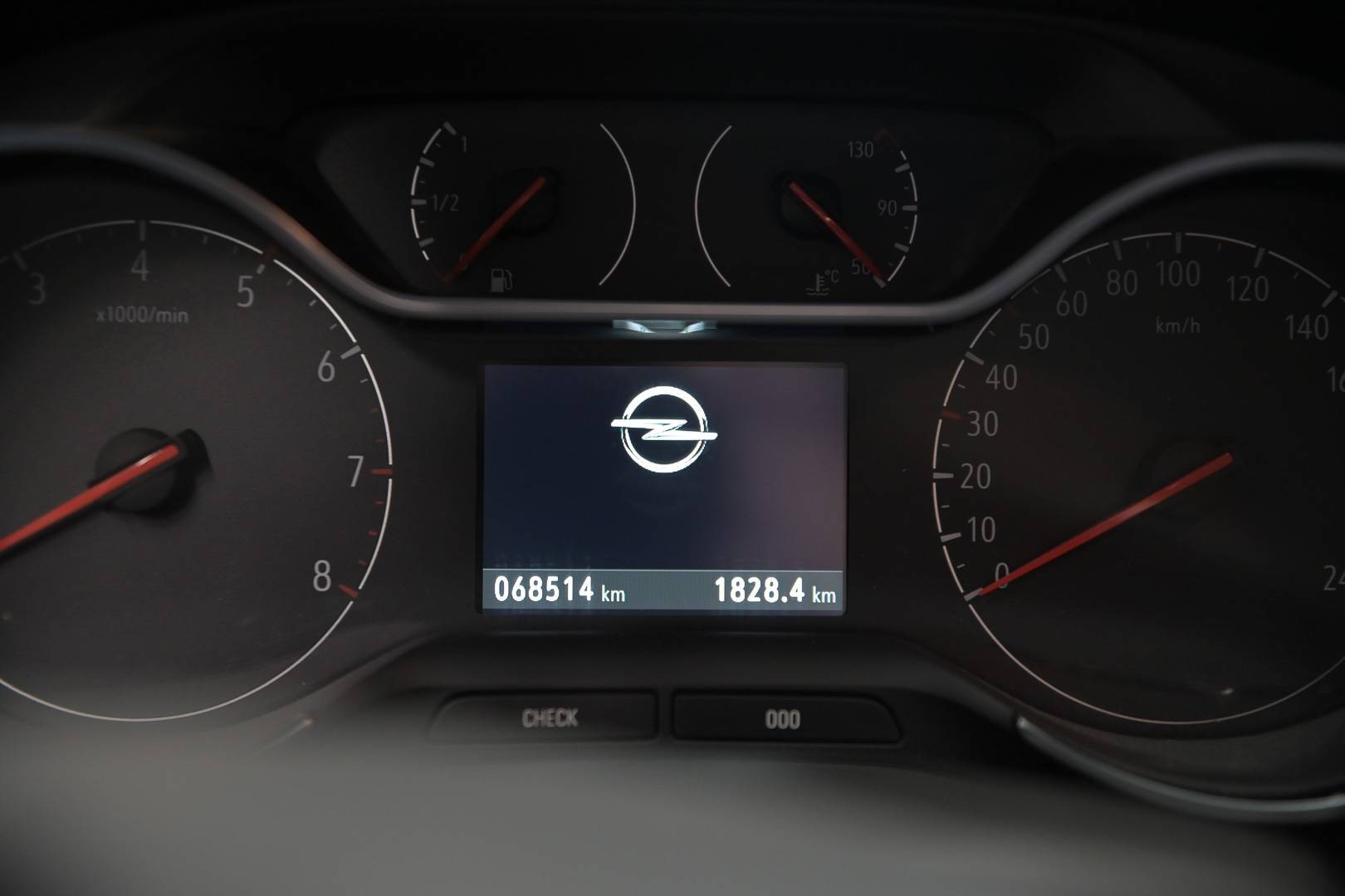 OPEL Crossland X - Foto 12