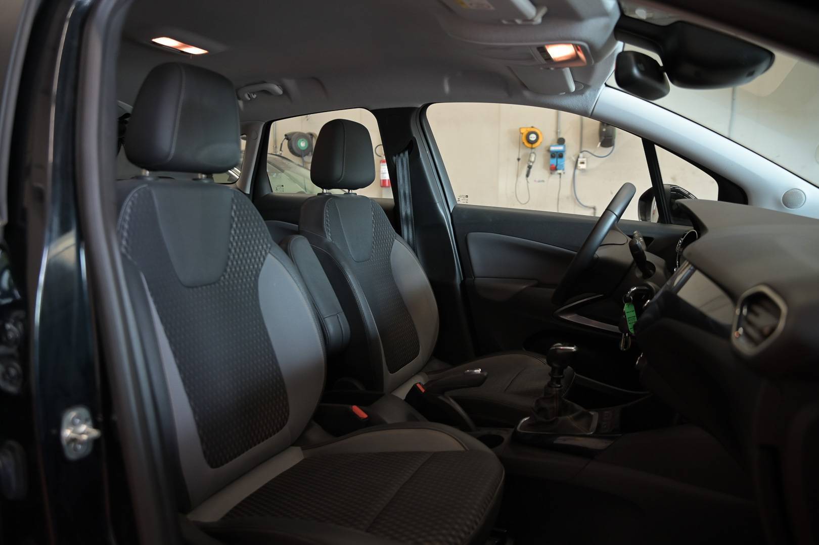 OPEL Crossland X - Foto 25