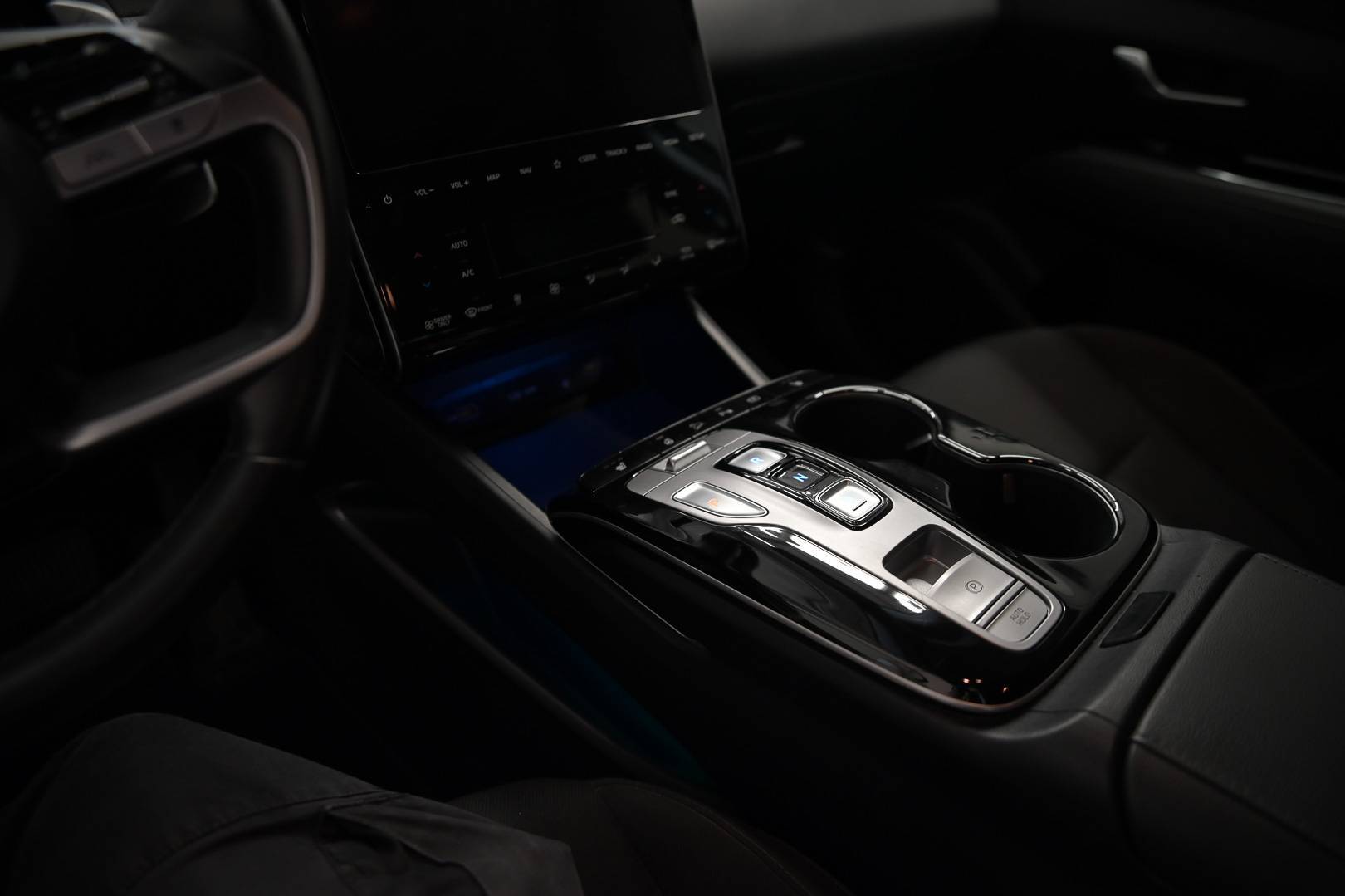 HYUNDAI Tucson - Foto 13