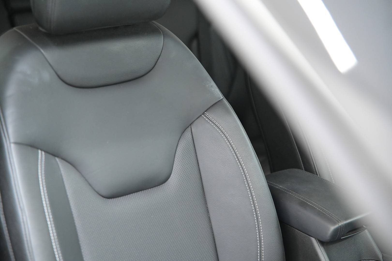 JEEP Compass - Foto 27
