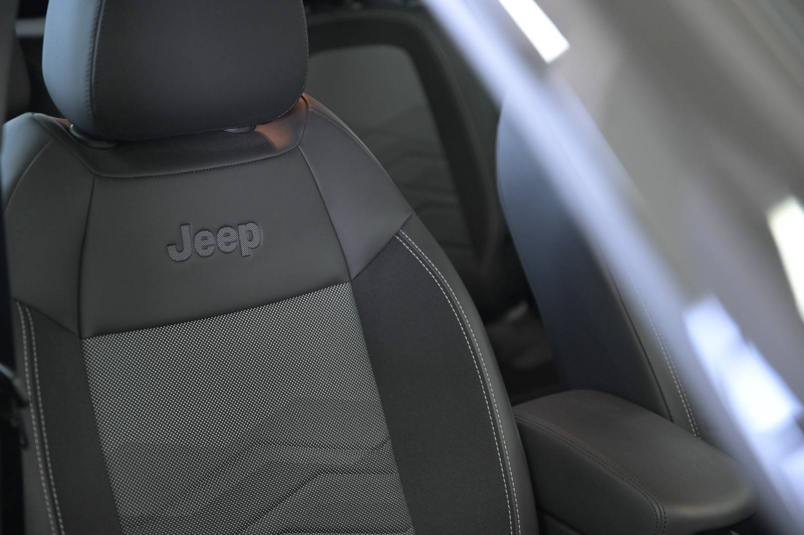 JEEP Avenger Bev - Foto 29
