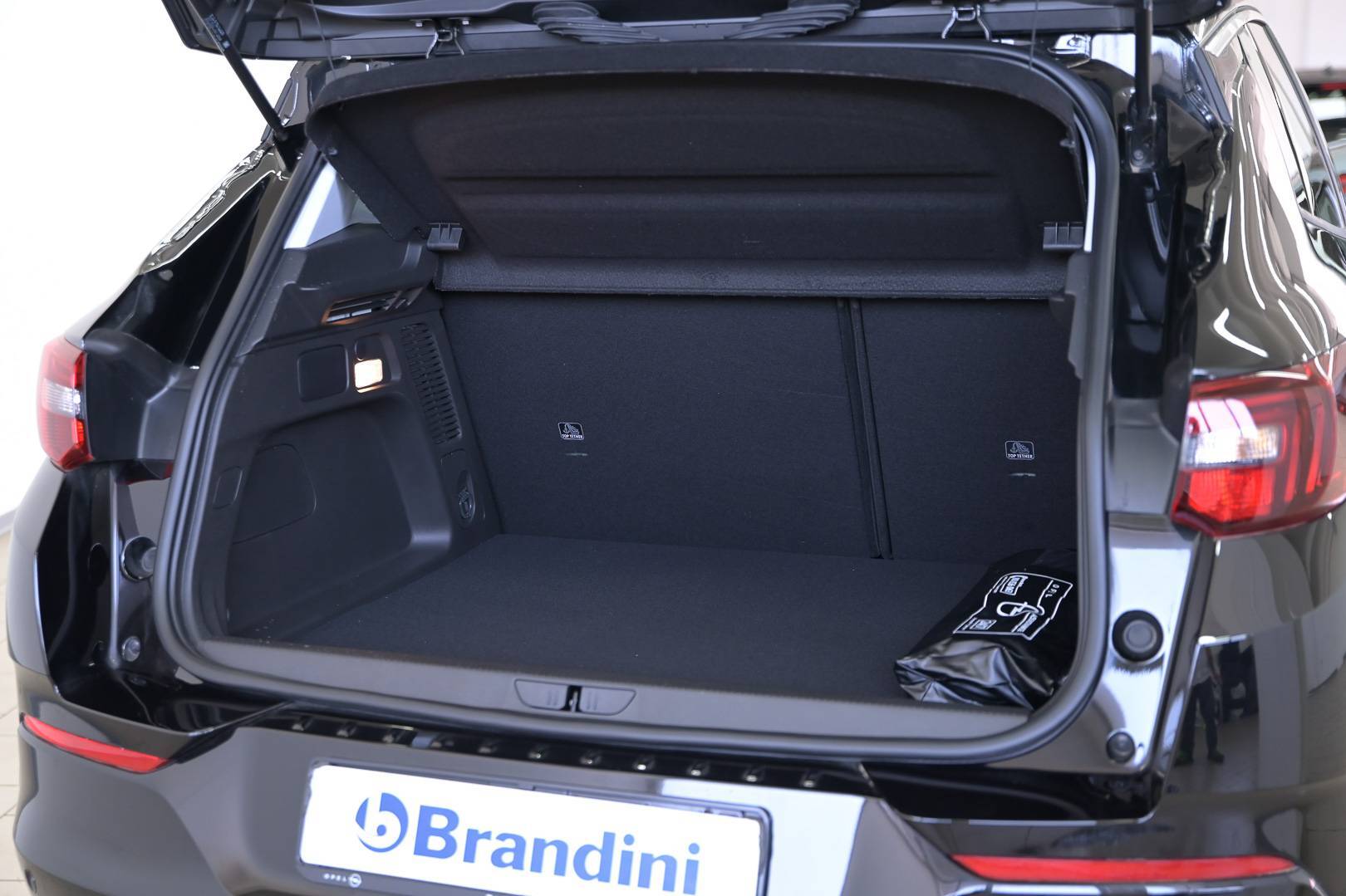 OPEL Grandland Grandland 1.6 phev Business Elegance fwd 225cv auto usata in pronta consegna - Brandini