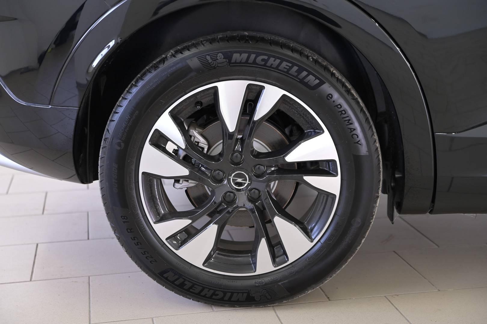 OPEL Grandland Grandland 1.6 phev Business Elegance fwd 225cv auto usata in pronta consegna - Brandini