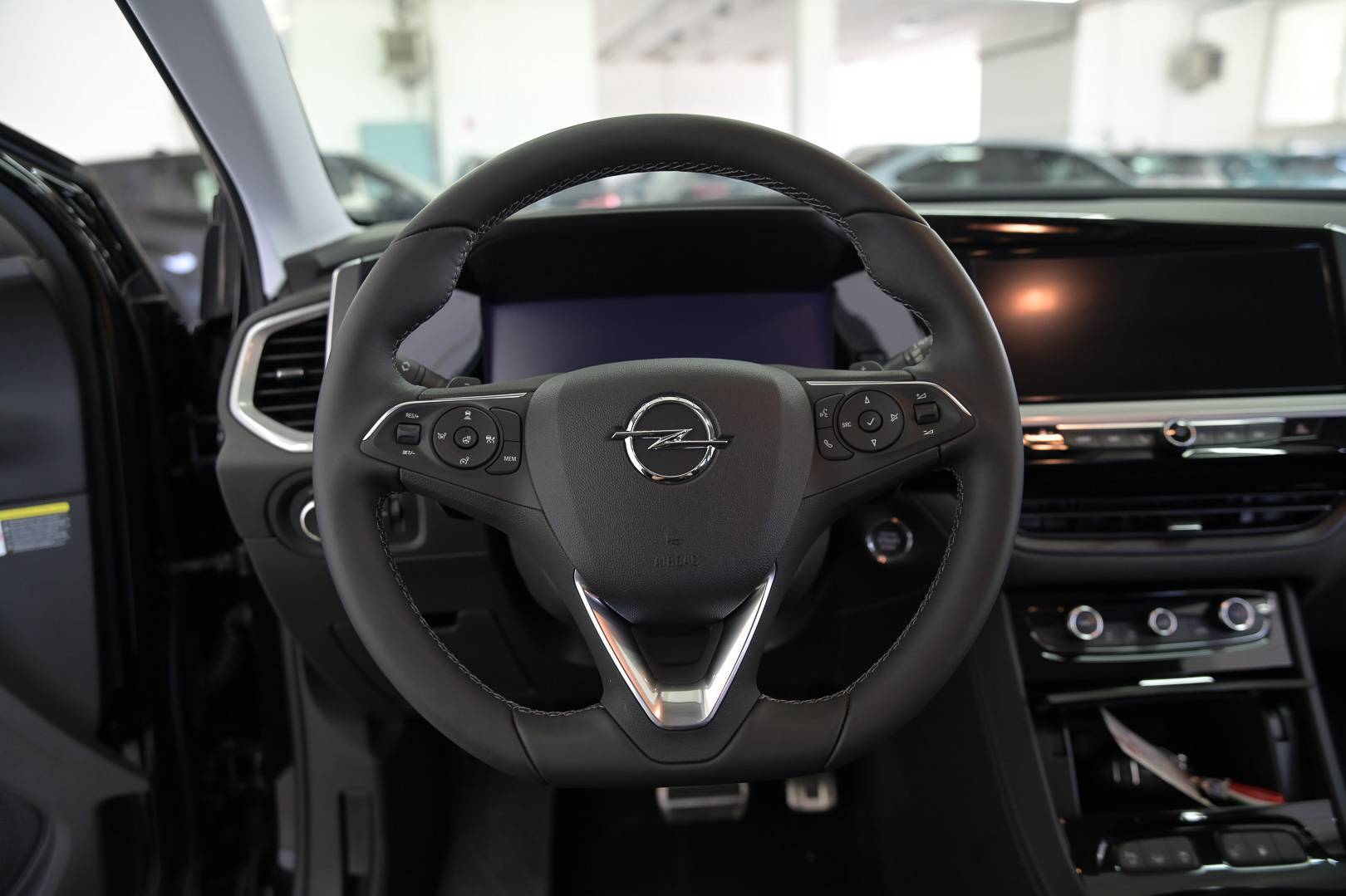 OPEL Grandland Grandland 1.6 phev Business Elegance fwd 225cv auto usata in pronta consegna - Brandini