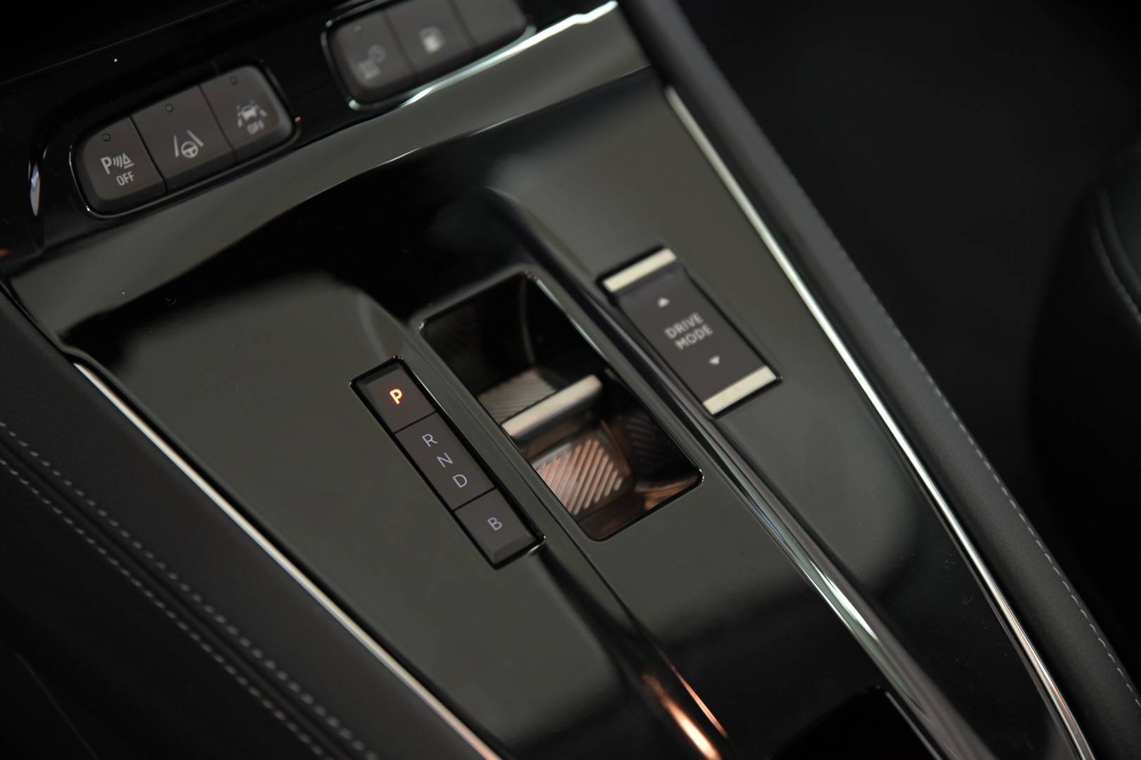 OPEL Grandland Grandland 1.6 phev Business Elegance fwd 225cv auto usata in pronta consegna - Brandini