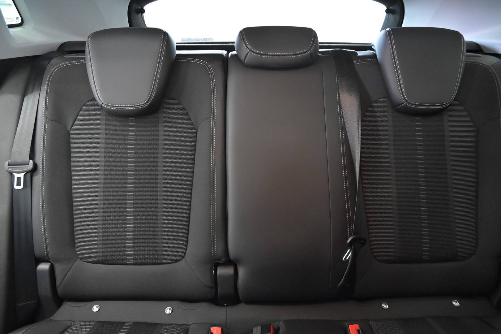 OPEL Grandland Grandland 1.6 phev Business Elegance fwd 225cv auto usata in pronta consegna - Brandini