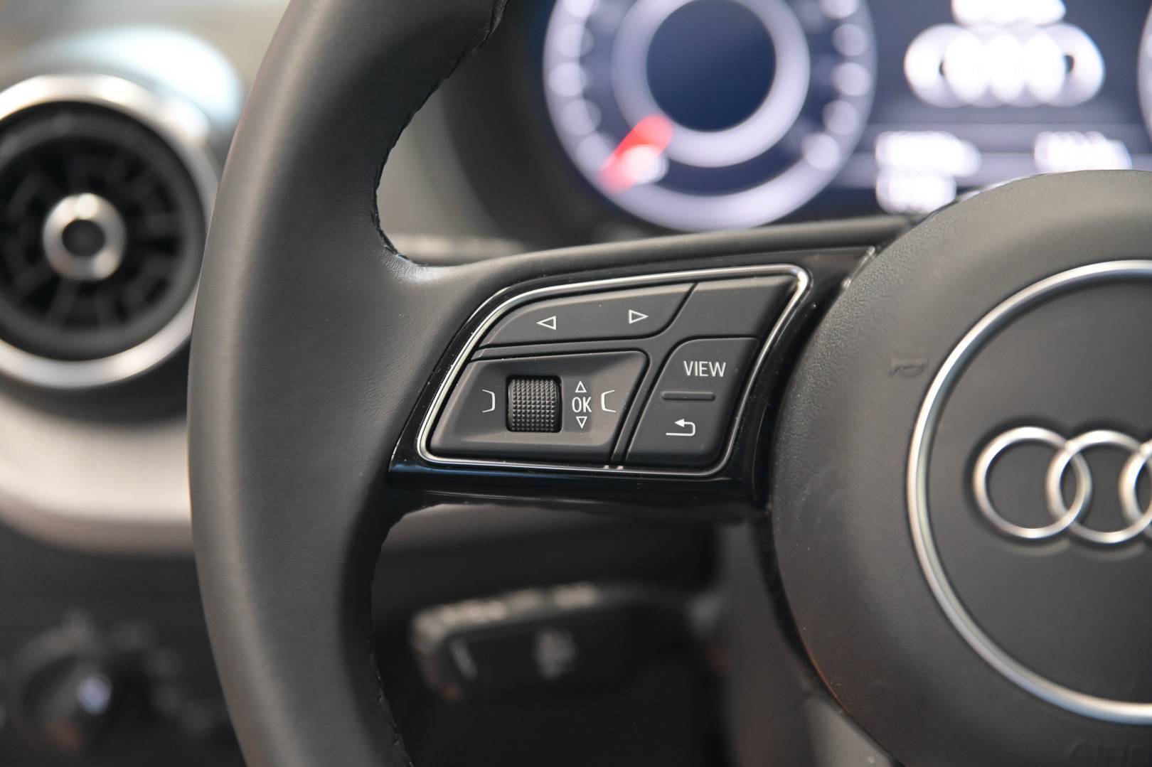 AUDI Q2 - Foto 15