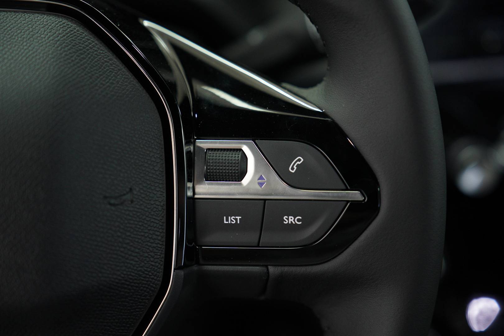 PEUGEOT 2008 - Foto 12