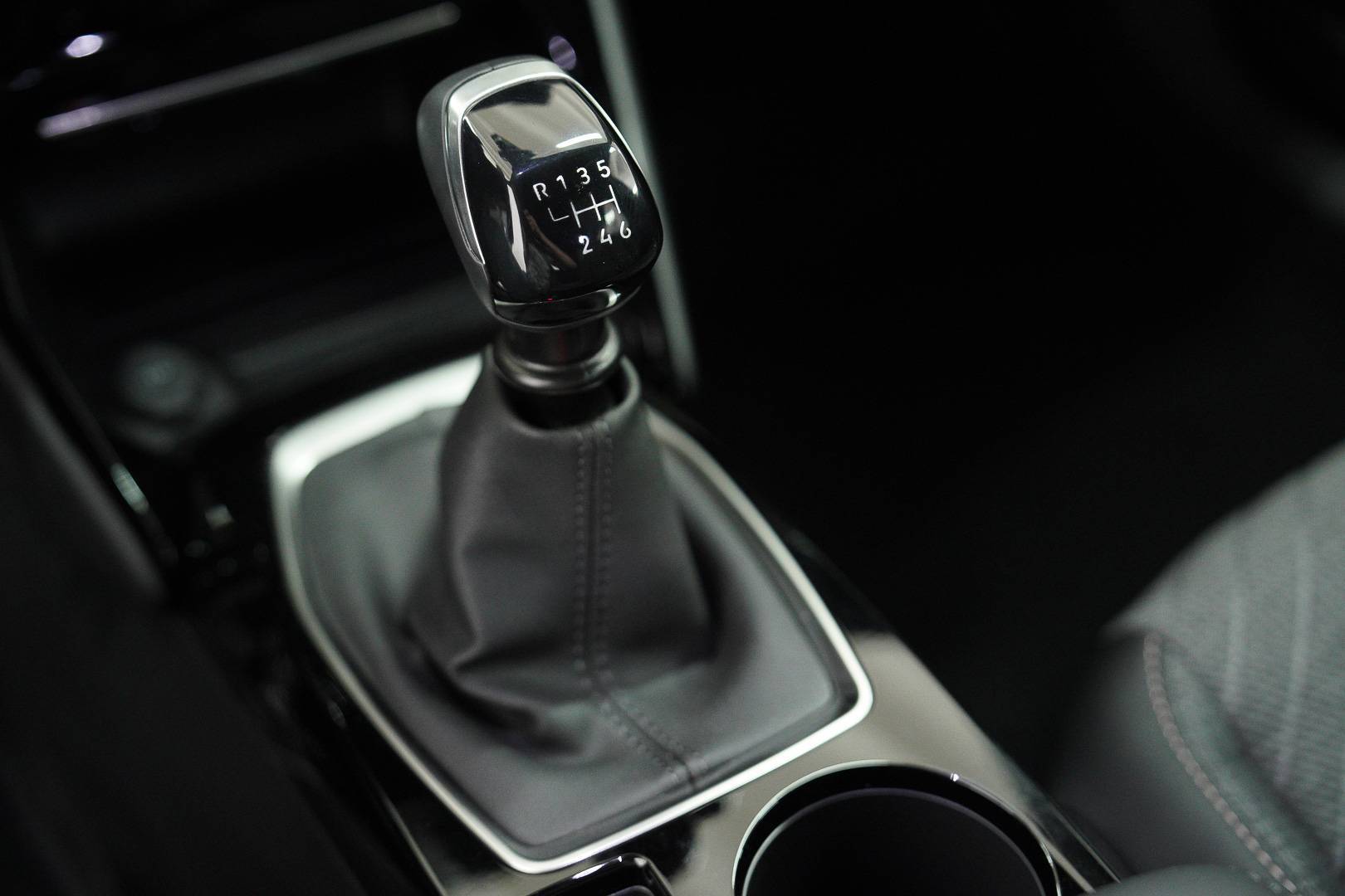 PEUGEOT 2008 - Foto 18
