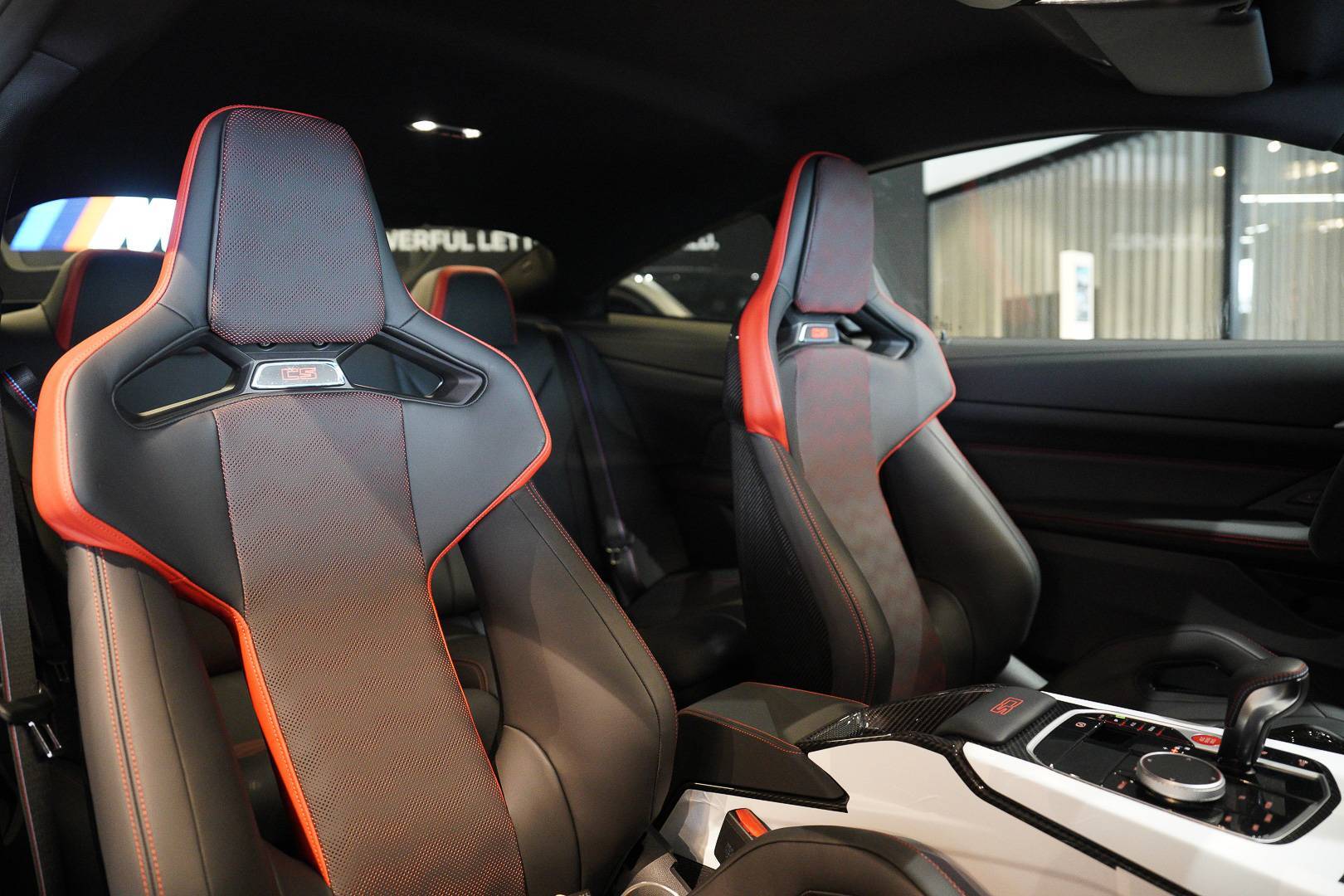 BMW M4 COMPETITION - Foto 23