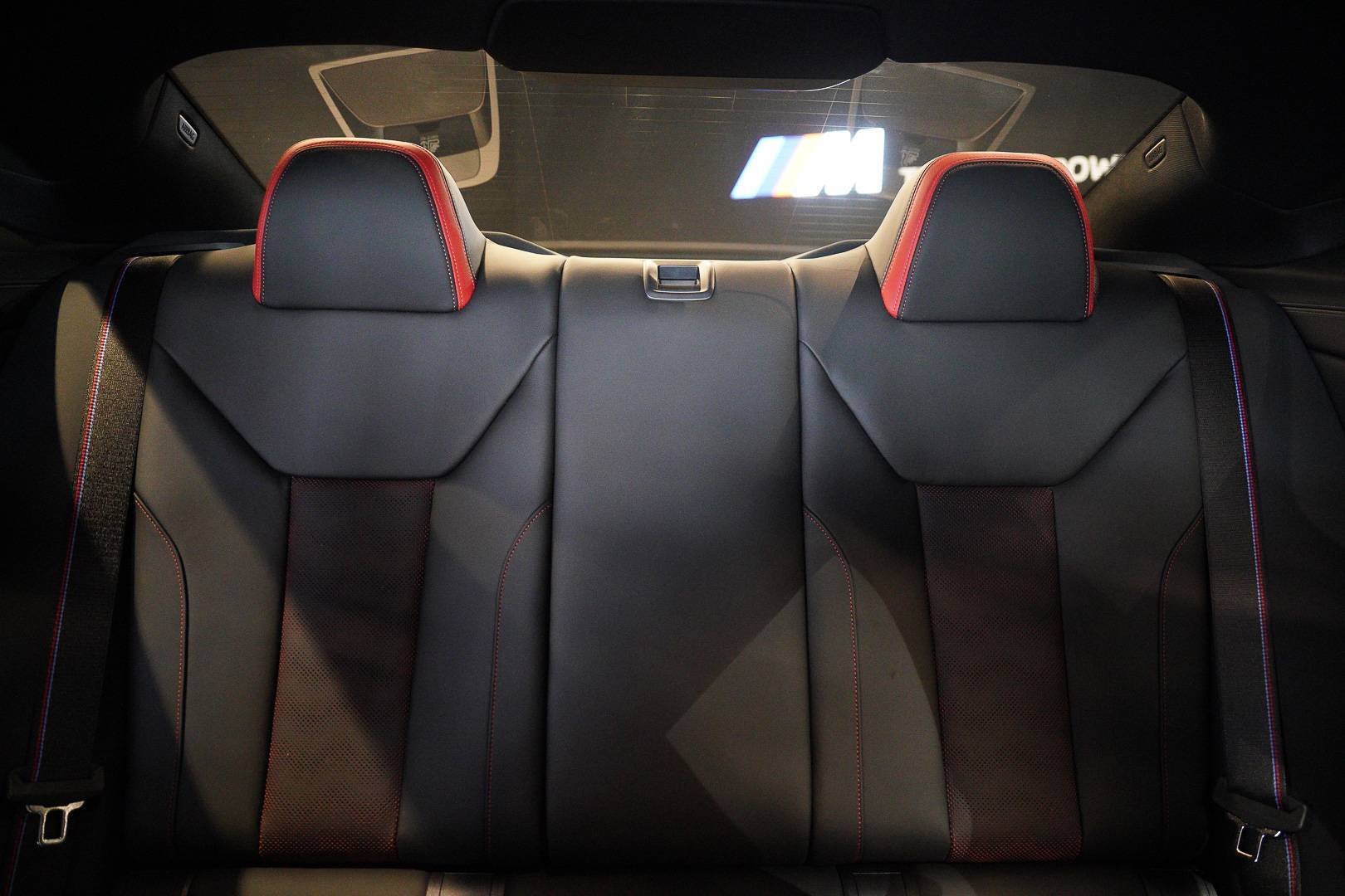 BMW M4 COMPETITION - Foto 25