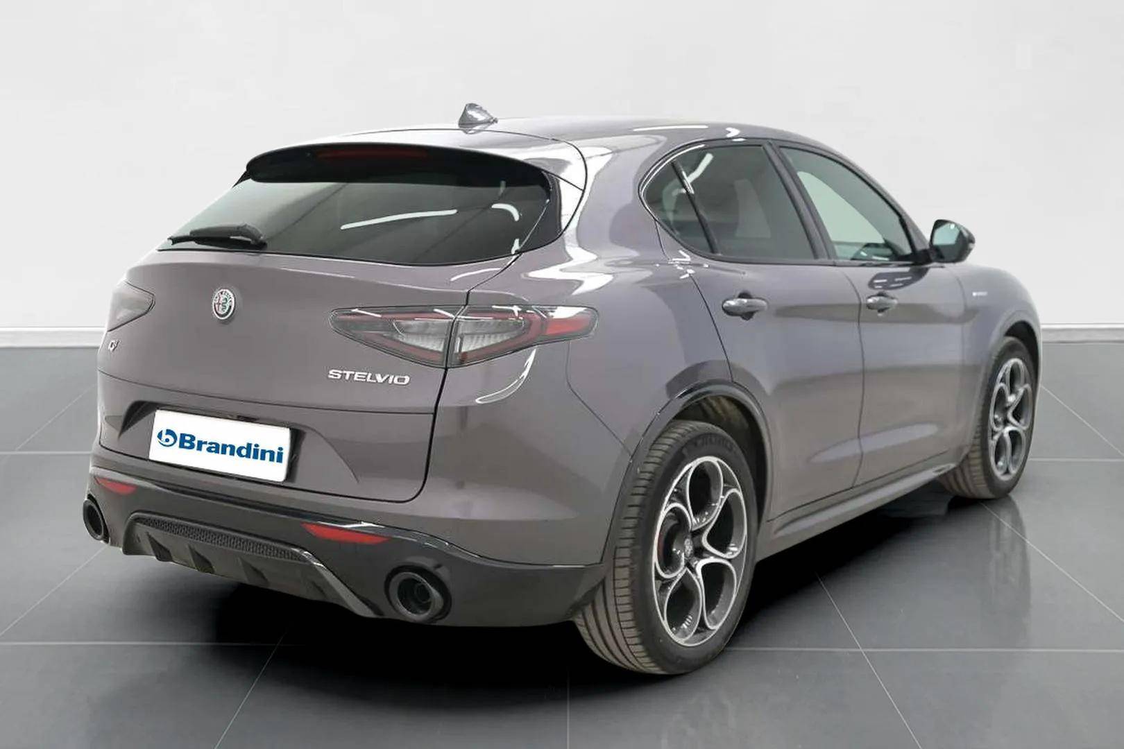 ALFA ROMEO Stelvio - Foto 4