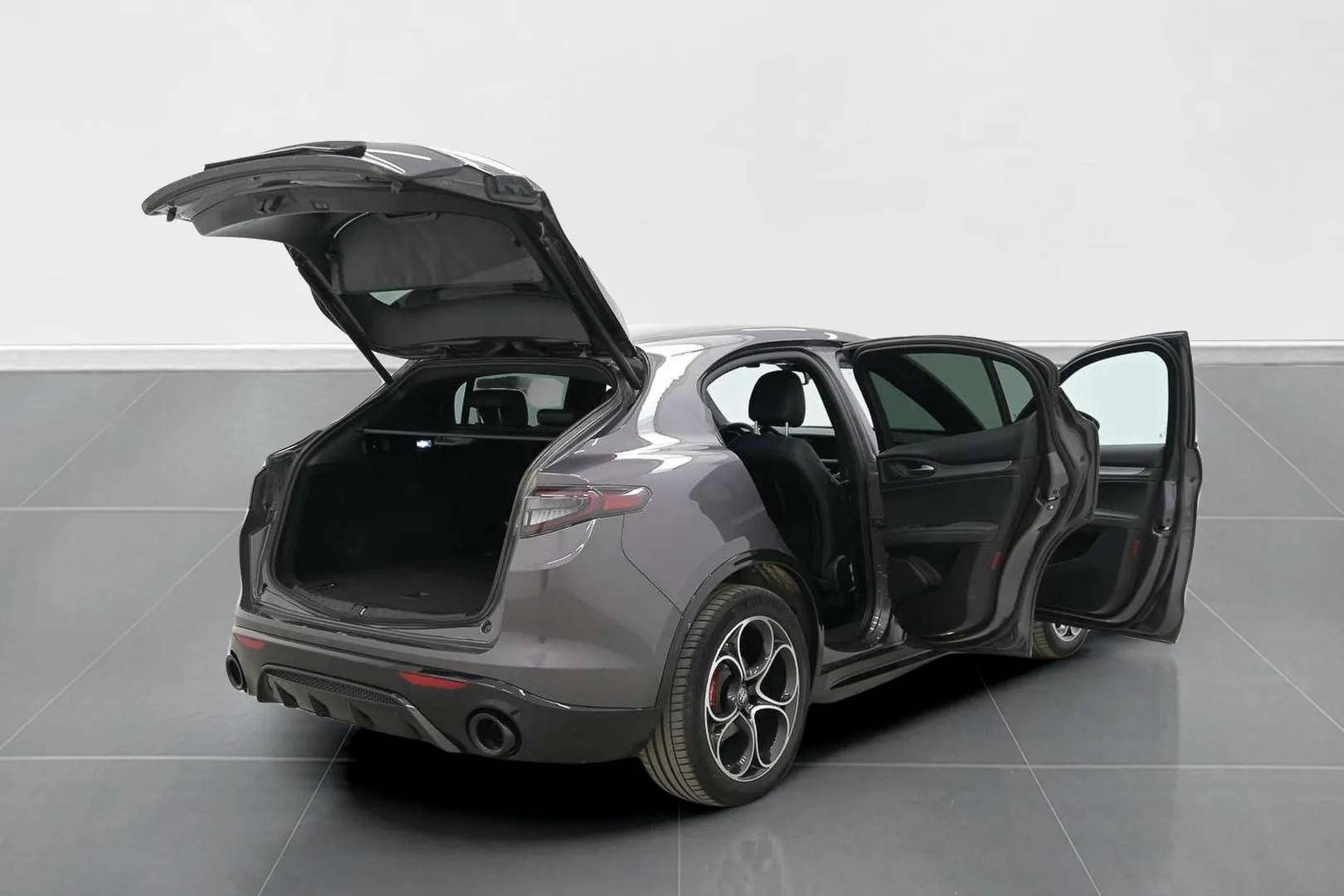 ALFA ROMEO Stelvio - Foto 5