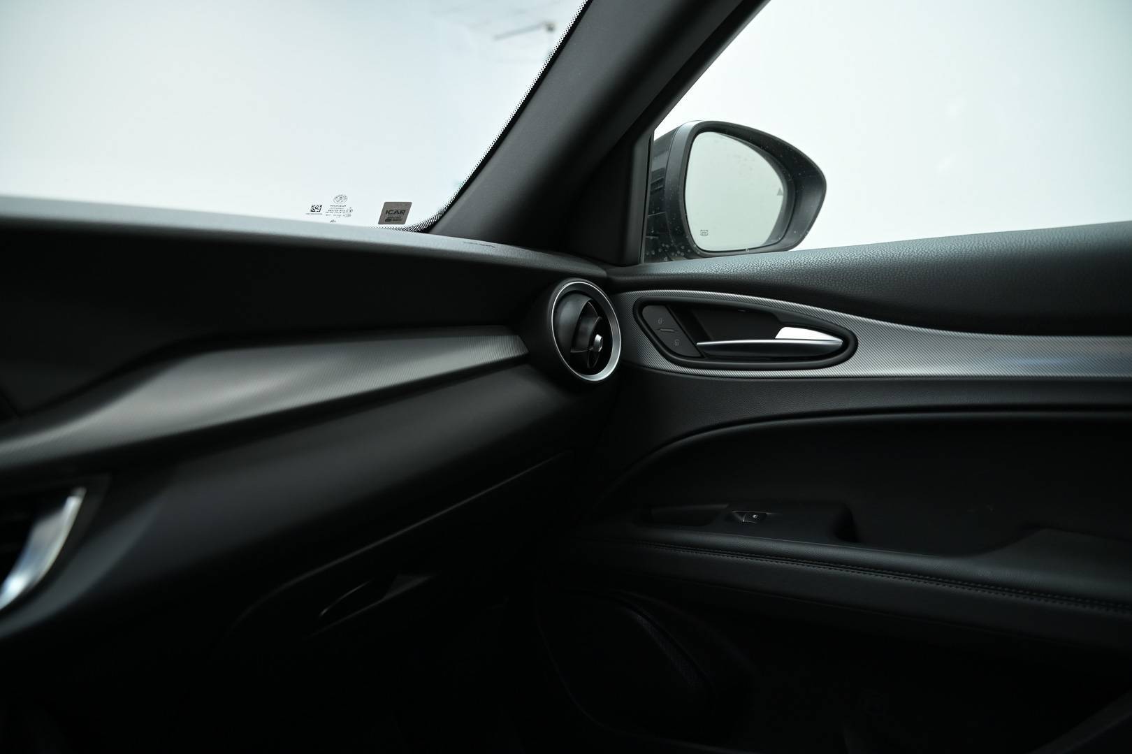 ALFA ROMEO Stelvio - Foto 17