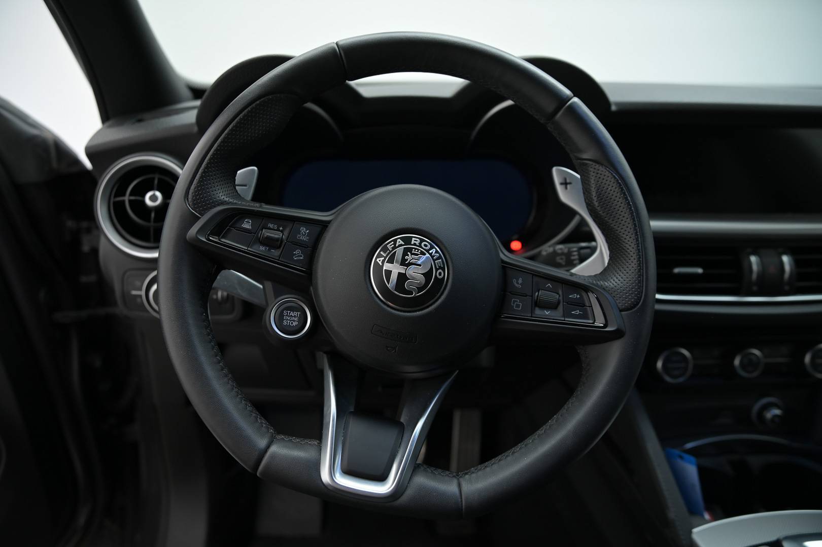 ALFA ROMEO Stelvio - Foto 19
