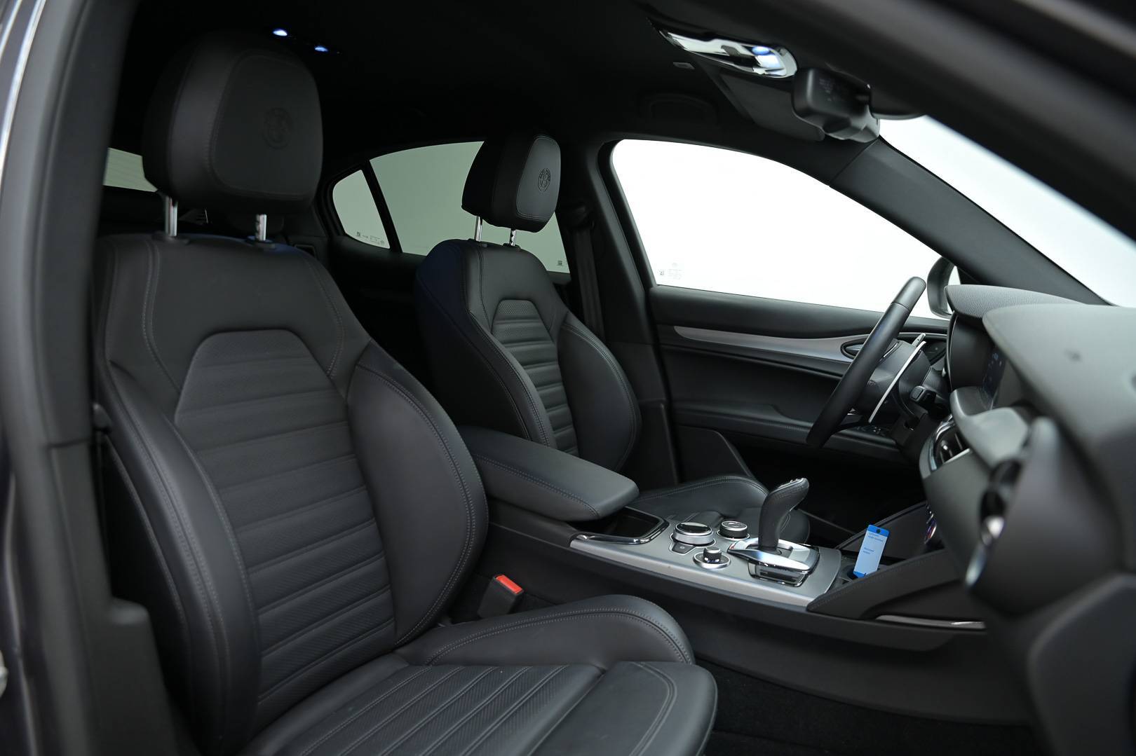 ALFA ROMEO Stelvio - Foto 32