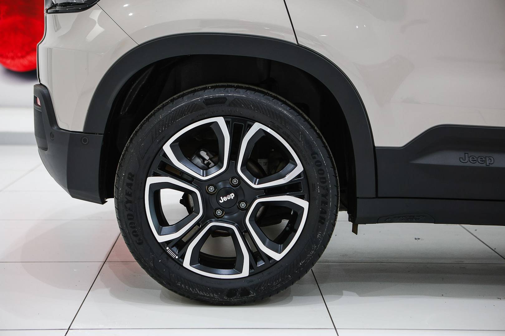 JEEP Avenger - Foto 7