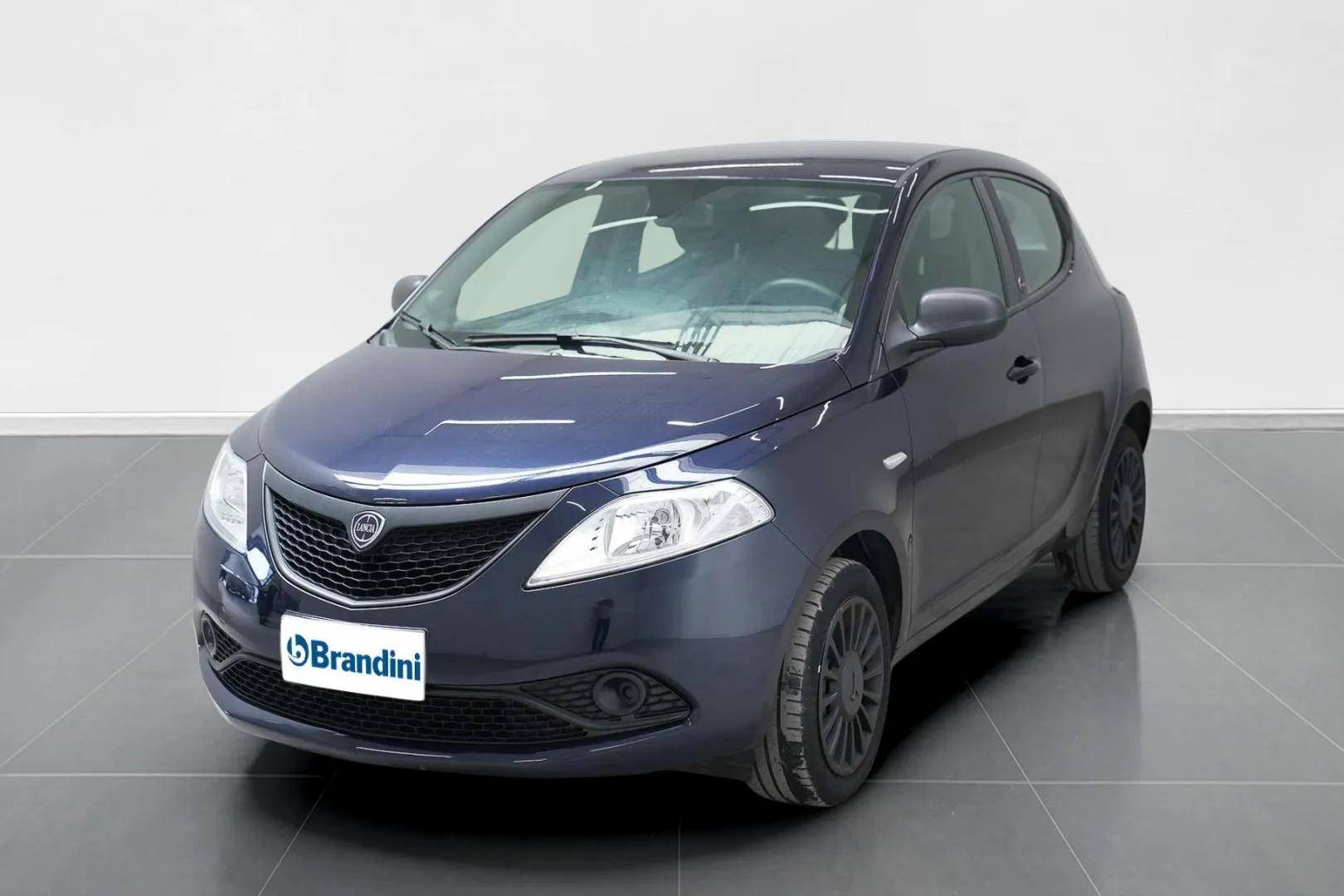LANCIA Ypsilon - Foto 1