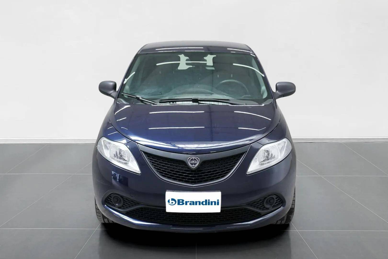 LANCIA Ypsilon - Foto 2