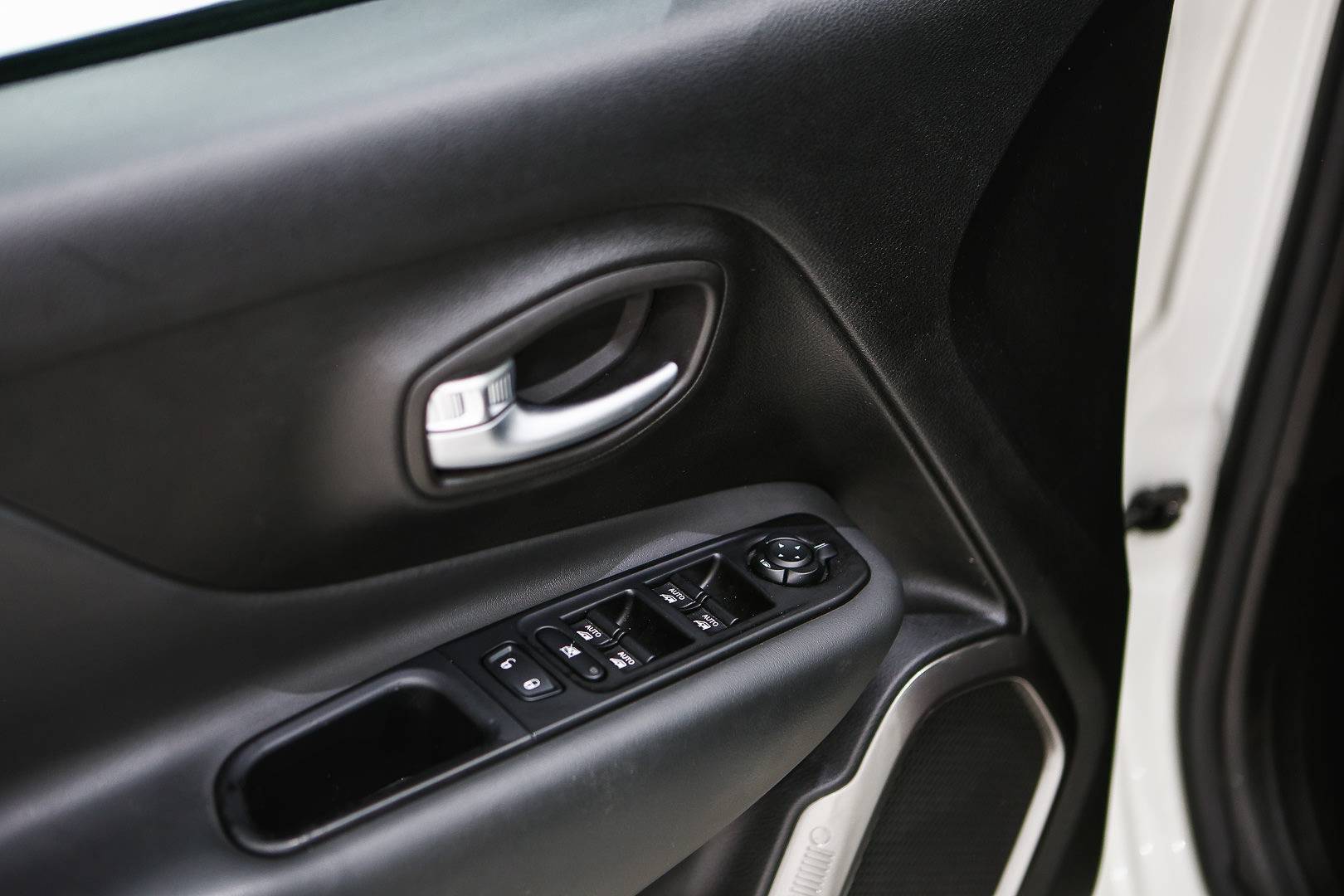 JEEP Renegade - Foto 10
